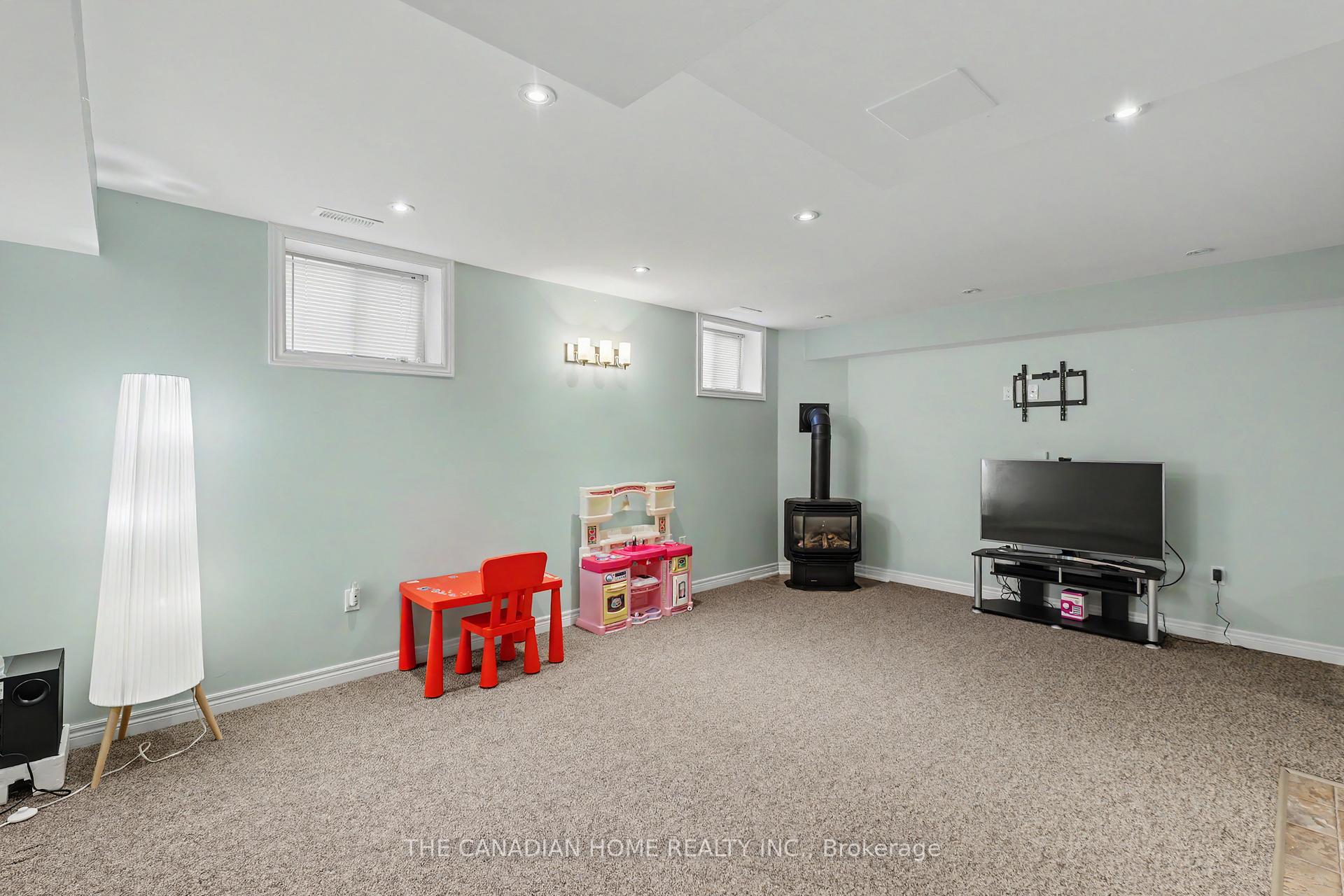 Photo 29 of 219 Picton Street E, Goderich, Goderich (Town) — HOMEH