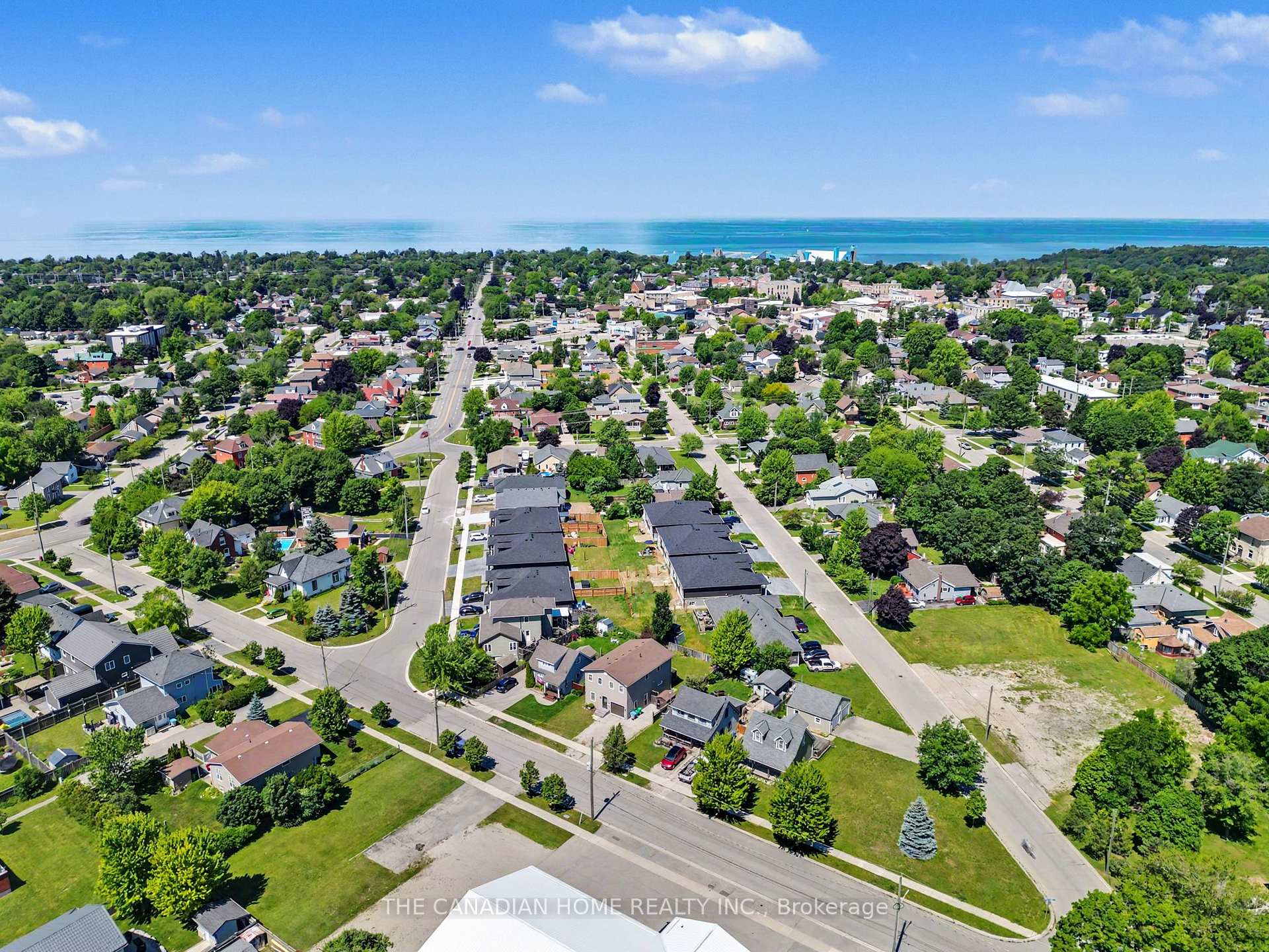 Photo 40 of 219 Picton Street E, Goderich, Goderich (Town) — HOMEH