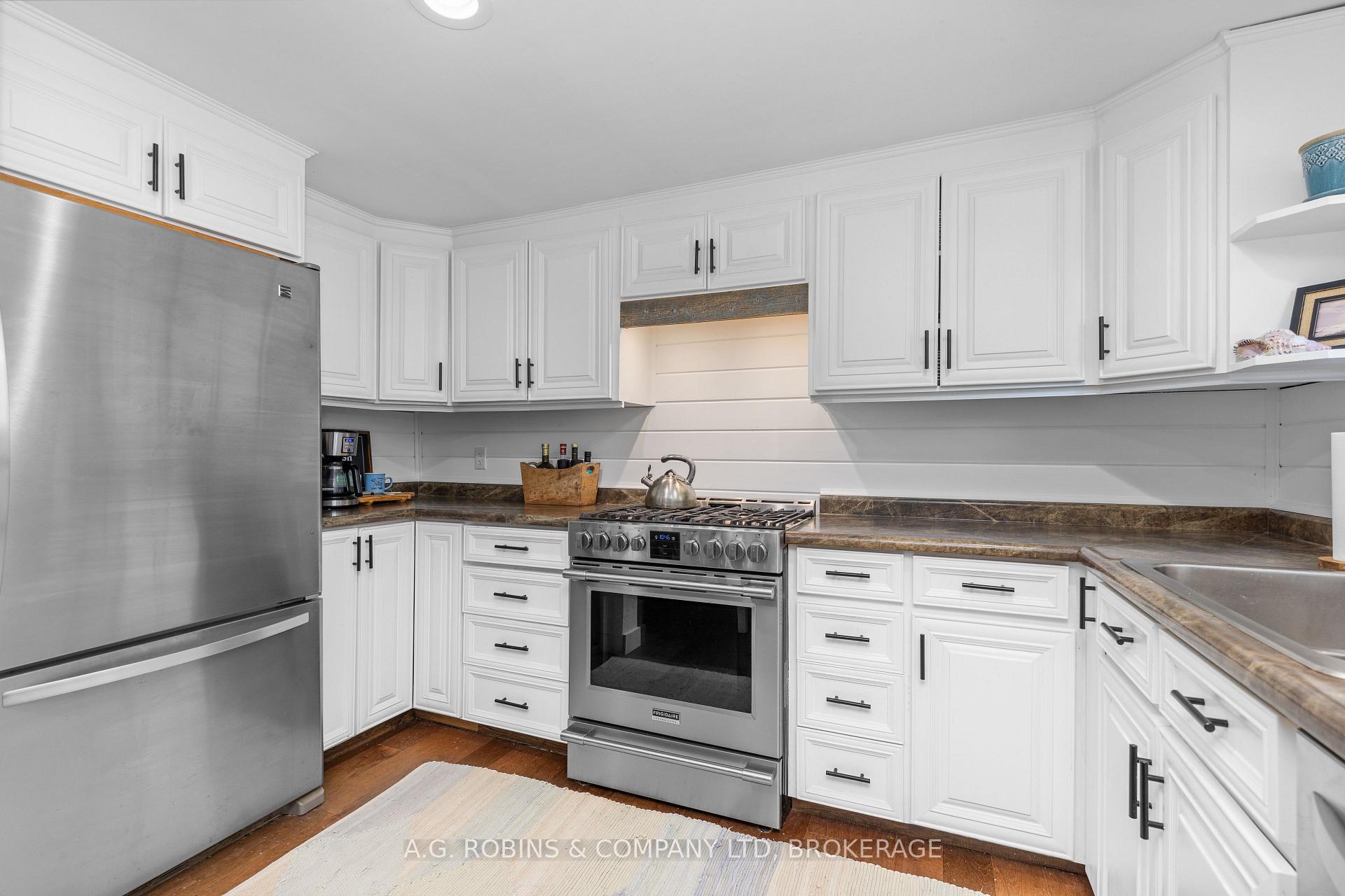 Photo 10 of 972 Silver Bay Road, Port Colborne, Sherkston — HOMEH