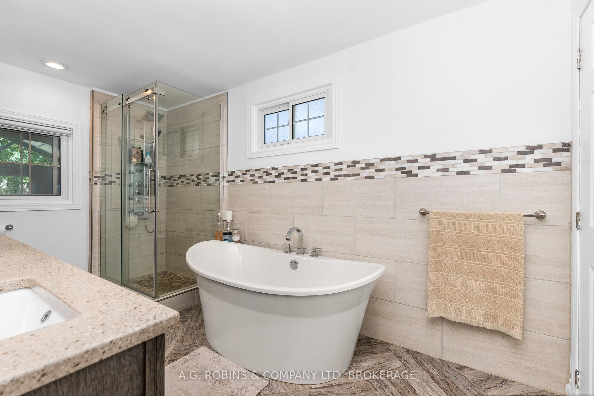 Photo 24 of 972 Silver Bay Road, Port Colborne, Sherkston — HOMEH