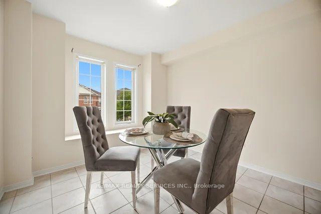 Photo 12 of 75 Wilmont Court, Brampton, Fletcher's Meadow — HOMEH