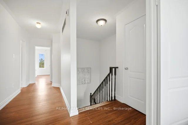 Photo 14 of 75 Wilmont Court, Brampton, Fletcher's Meadow — HOMEH