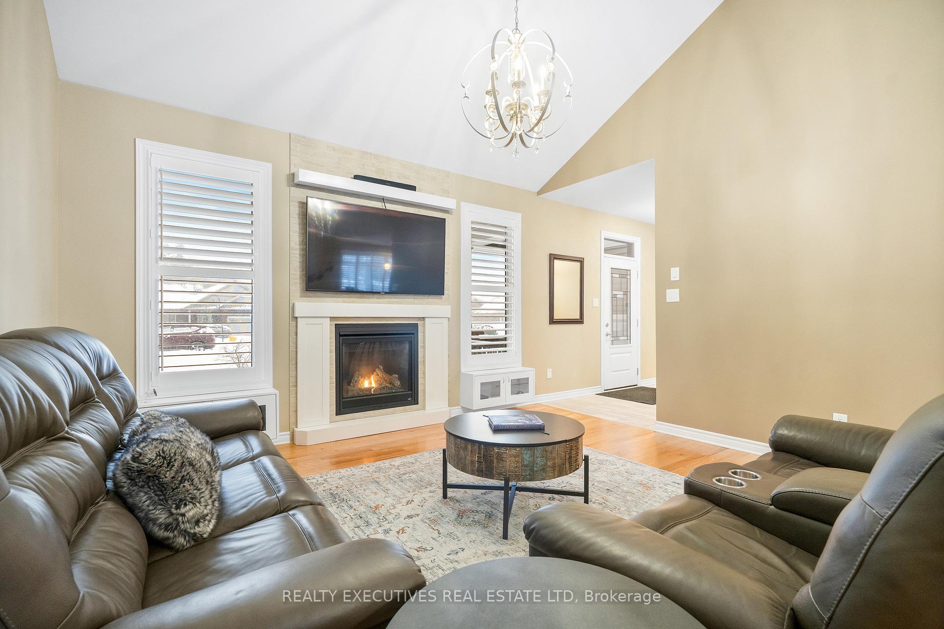 Photo 6 of 90 Magnolia Way, North Grenville, North Grenville Twp (Kemptville South) — HOMEH