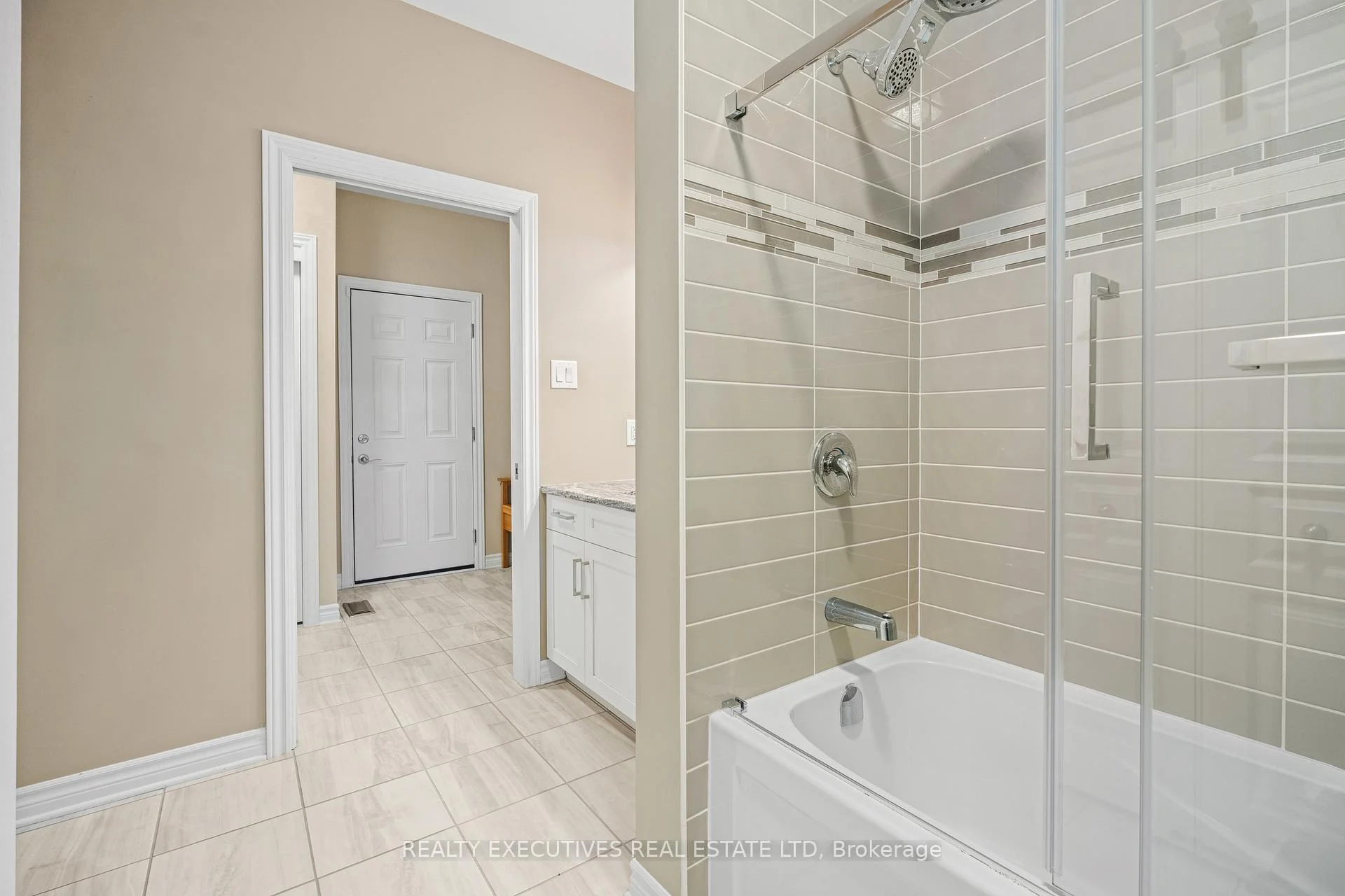 Photo 20 of 90 Magnolia Way, North Grenville, North Grenville Twp (Kemptville South) — HOMEH
