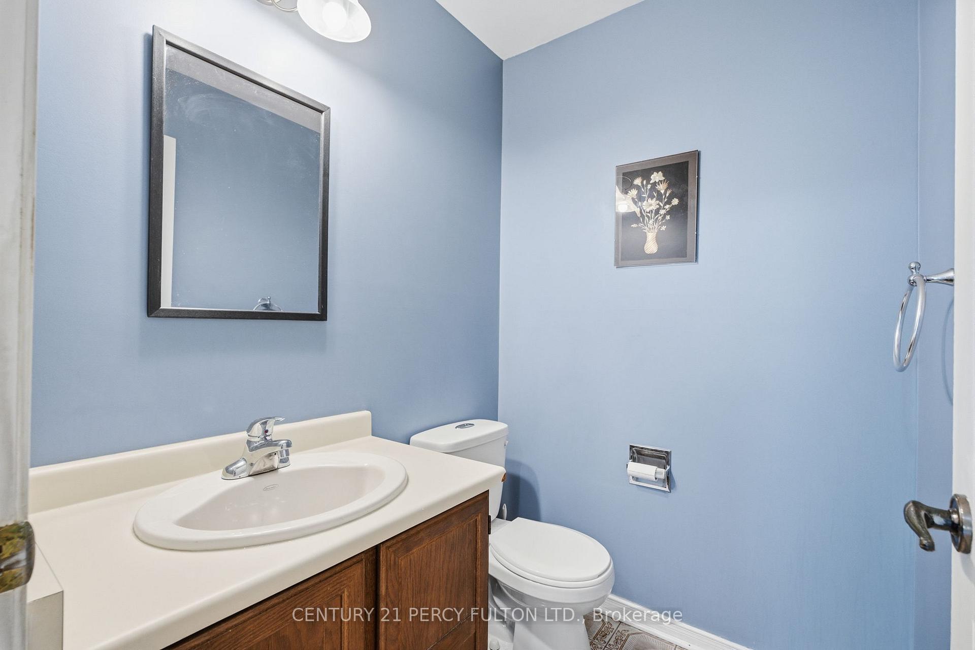 Photo 20 of 208 Conley Street, Vaughan, Lakeview Estates — HOMEH