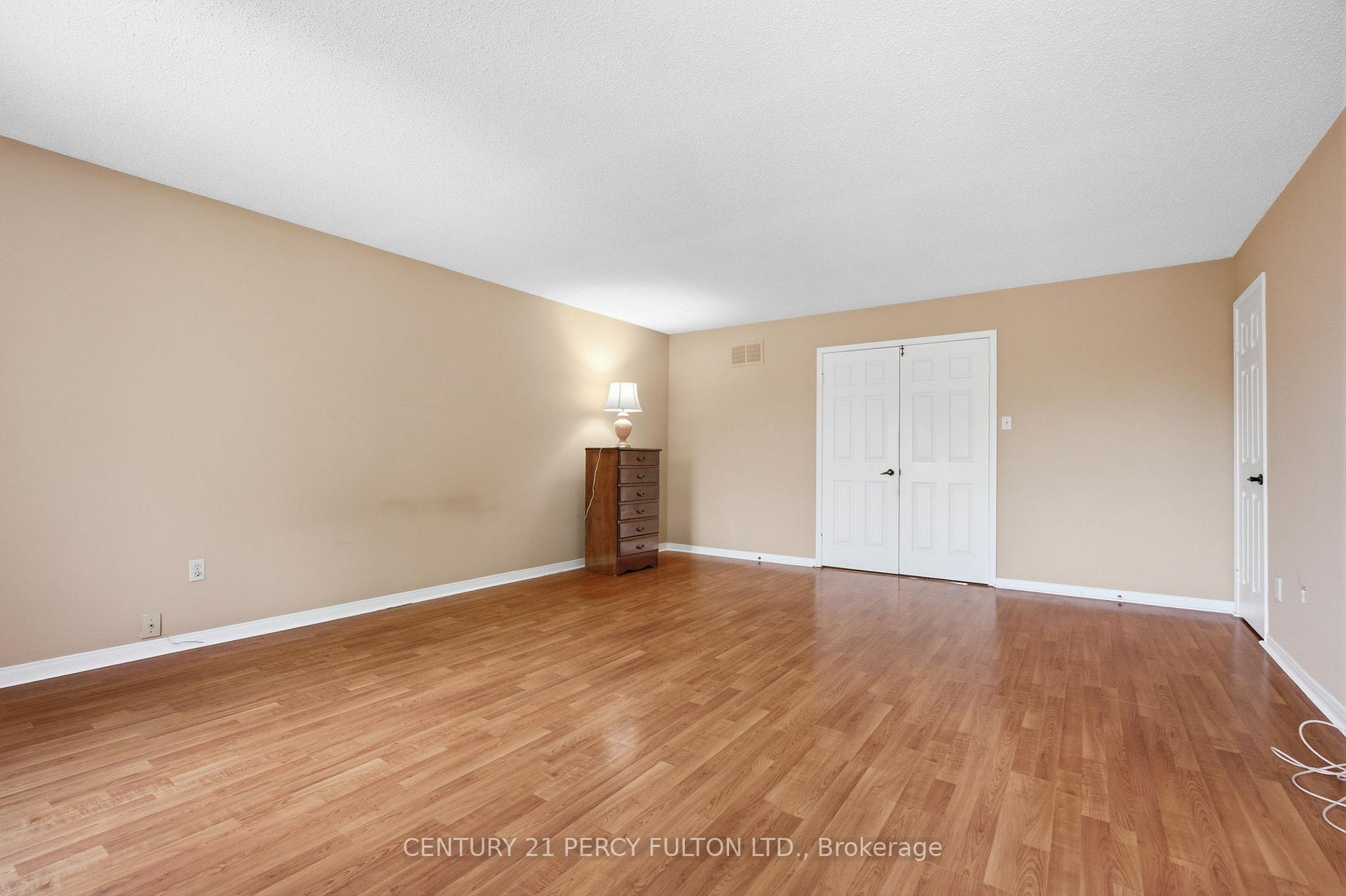 Photo 27 of 208 Conley Street, Vaughan, Lakeview Estates — HOMEH