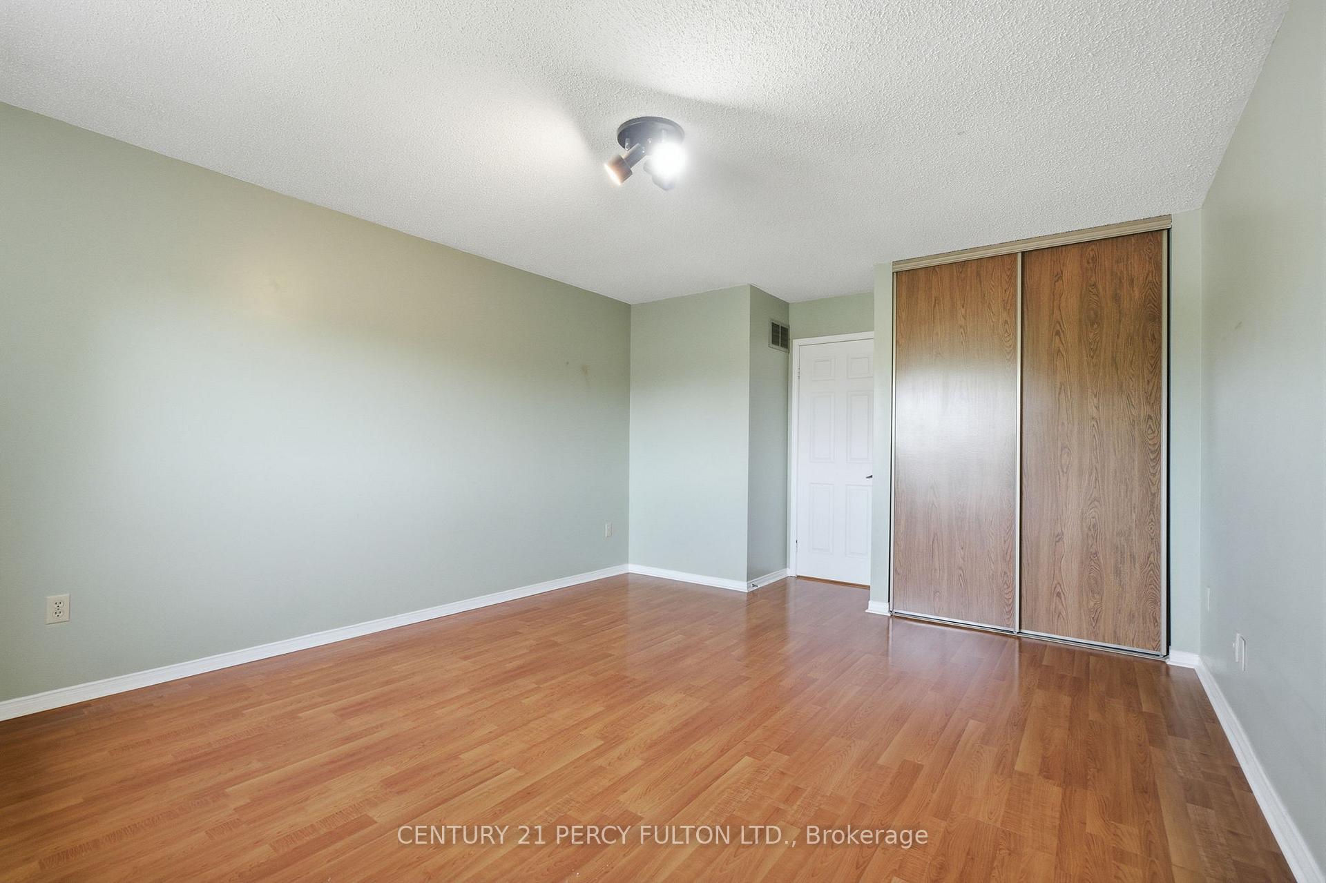 Photo 31 of 208 Conley Street, Vaughan, Lakeview Estates — HOMEH