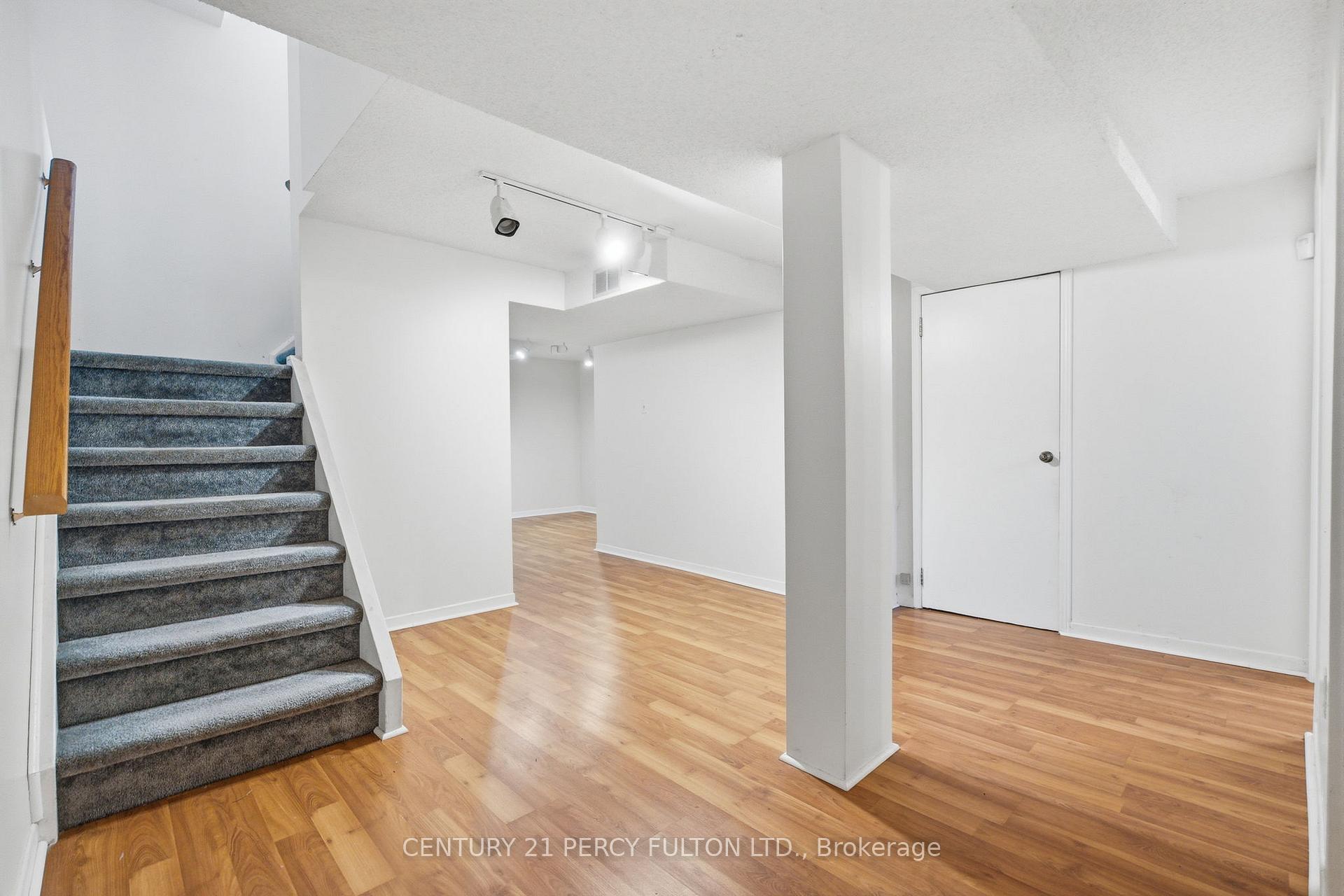 Photo 36 of 208 Conley Street, Vaughan, Lakeview Estates — HOMEH