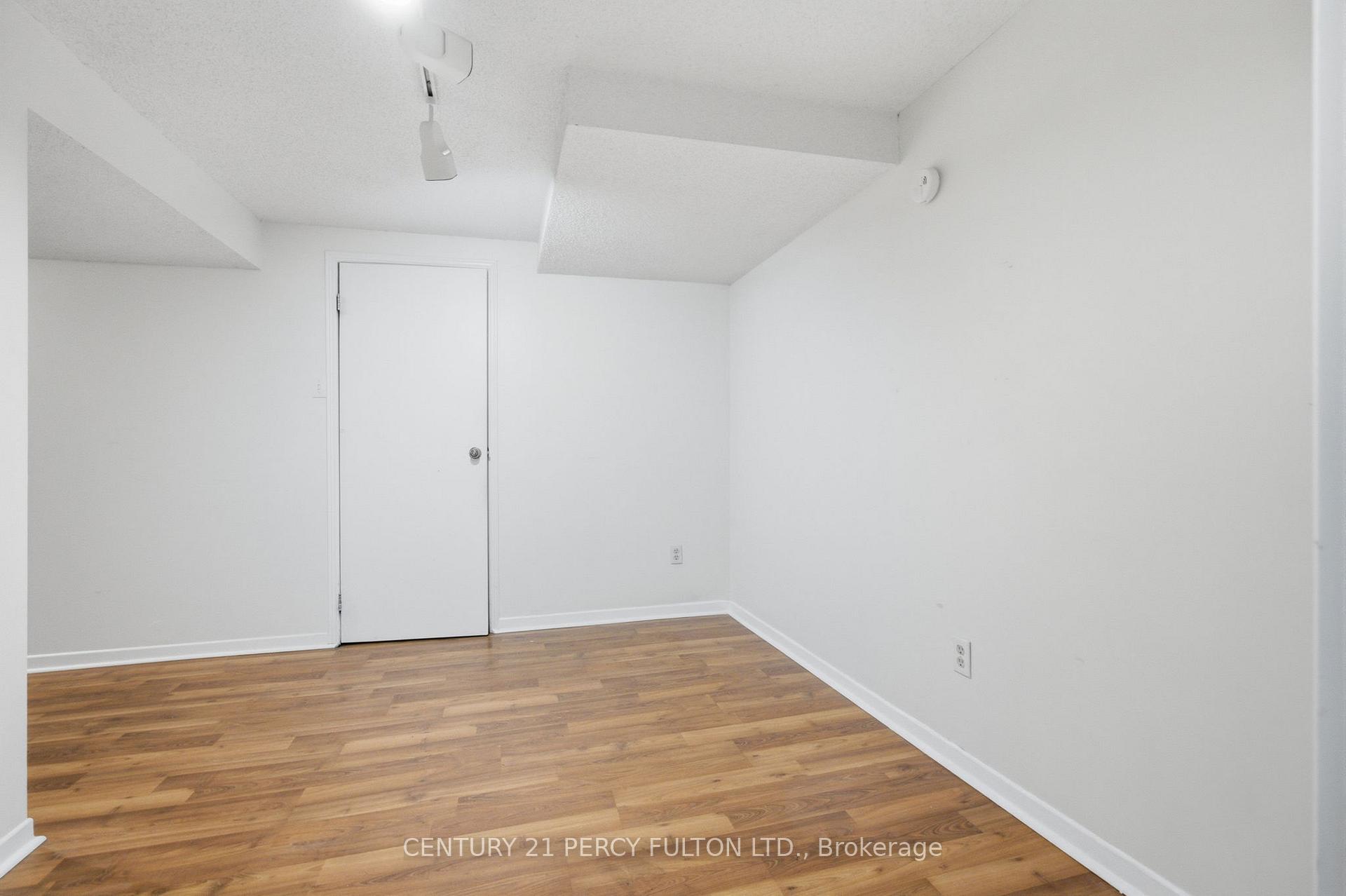 Photo 37 of 208 Conley Street, Vaughan, Lakeview Estates — HOMEH