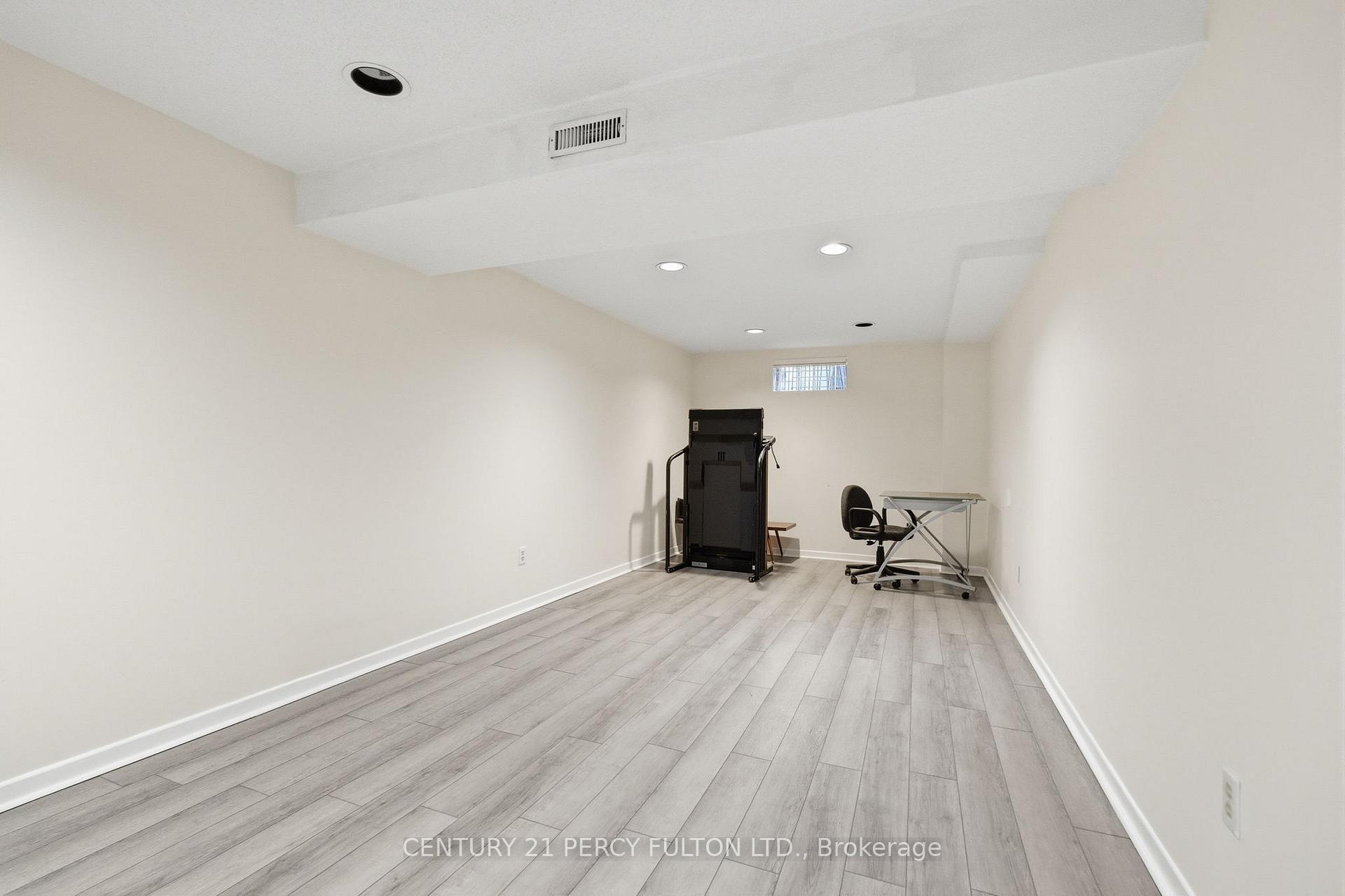 Photo 39 of 208 Conley Street, Vaughan, Lakeview Estates — HOMEH