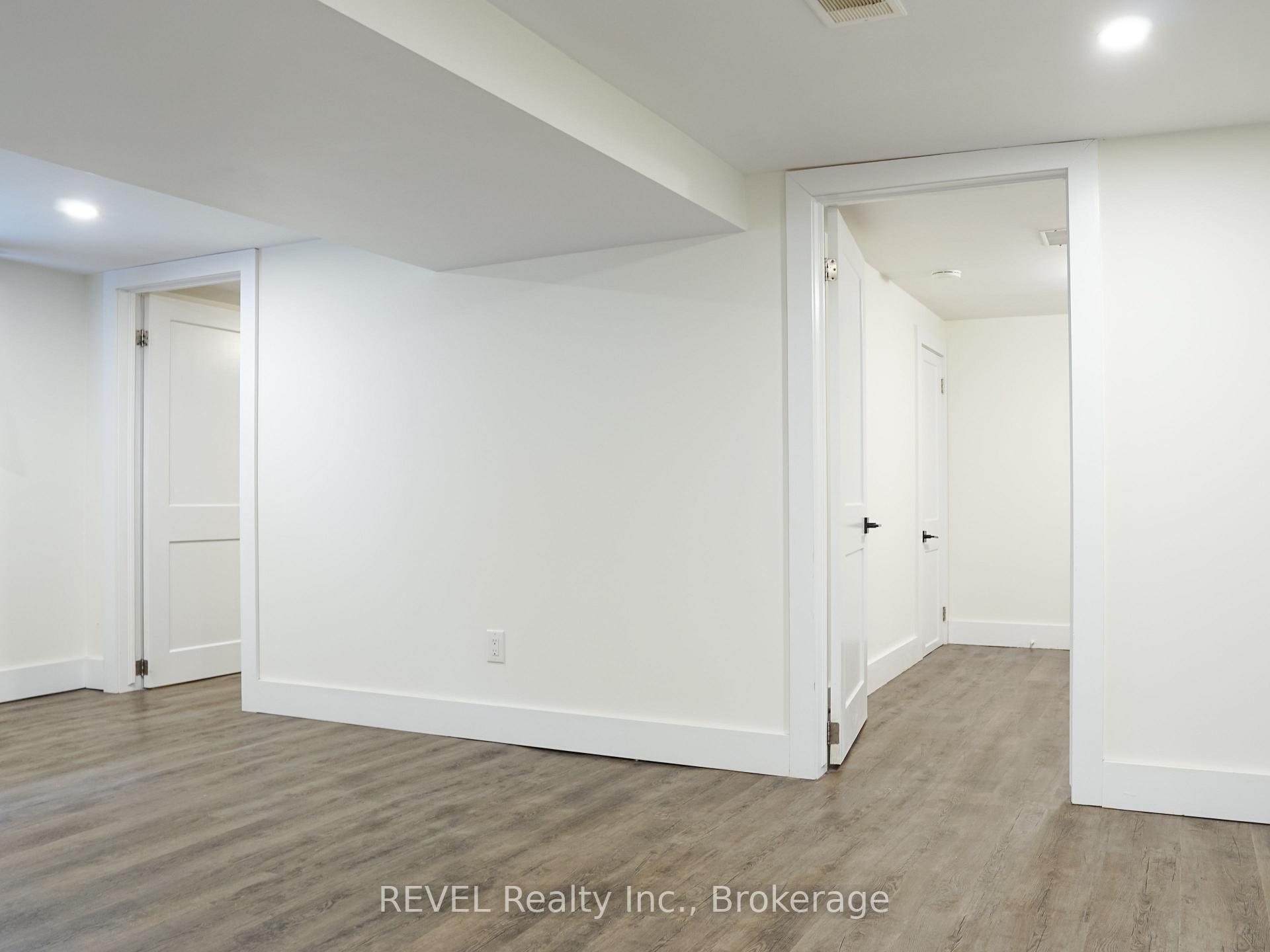 Photo 3 of Unit Lower, 50 Pelham Road, St. Catharines, Western Hill — HOMEH