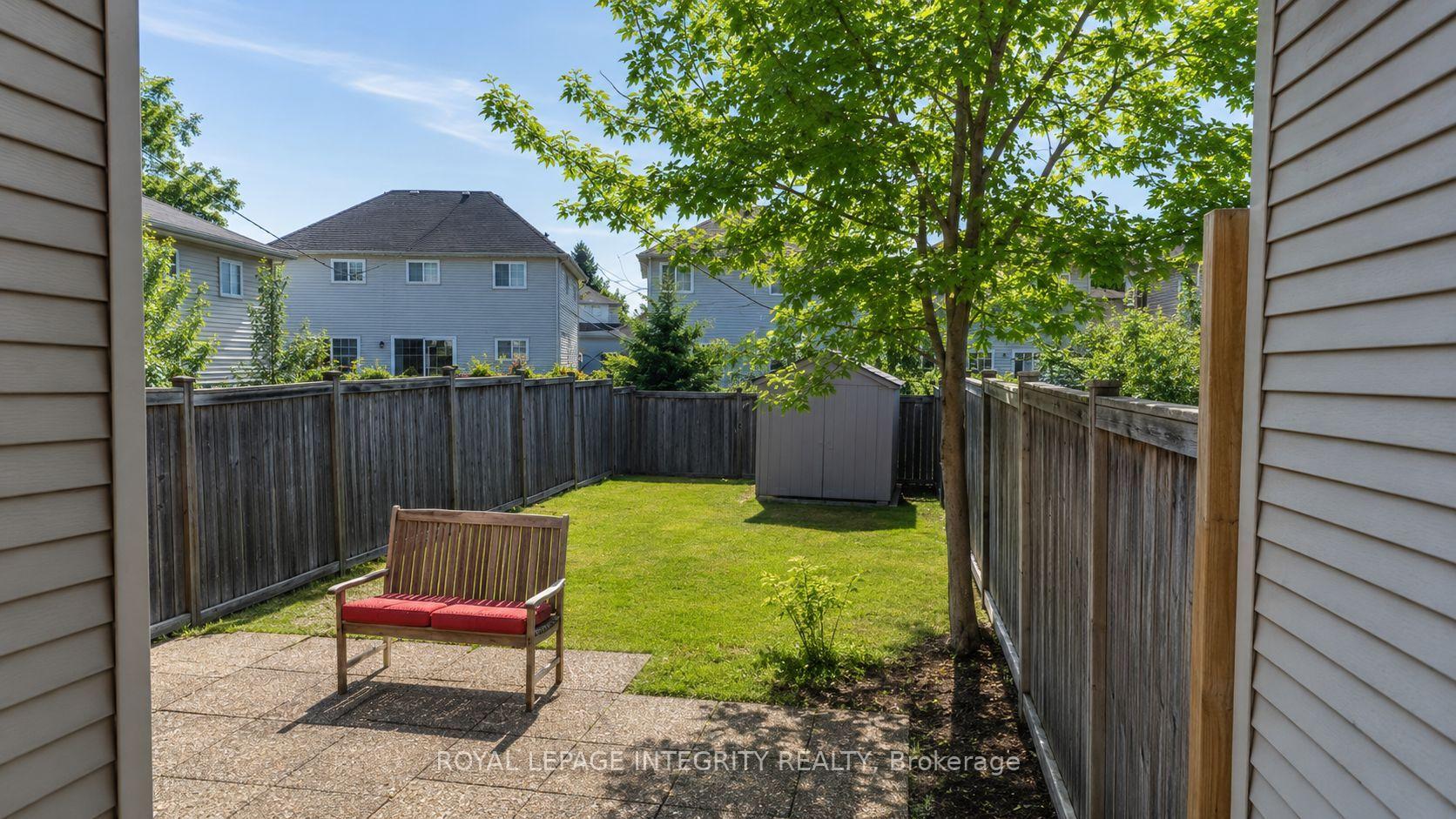 Photo 18 of 302 Quetico Private, Ottawa, Barrhaven - Stonebridge — HOMEH