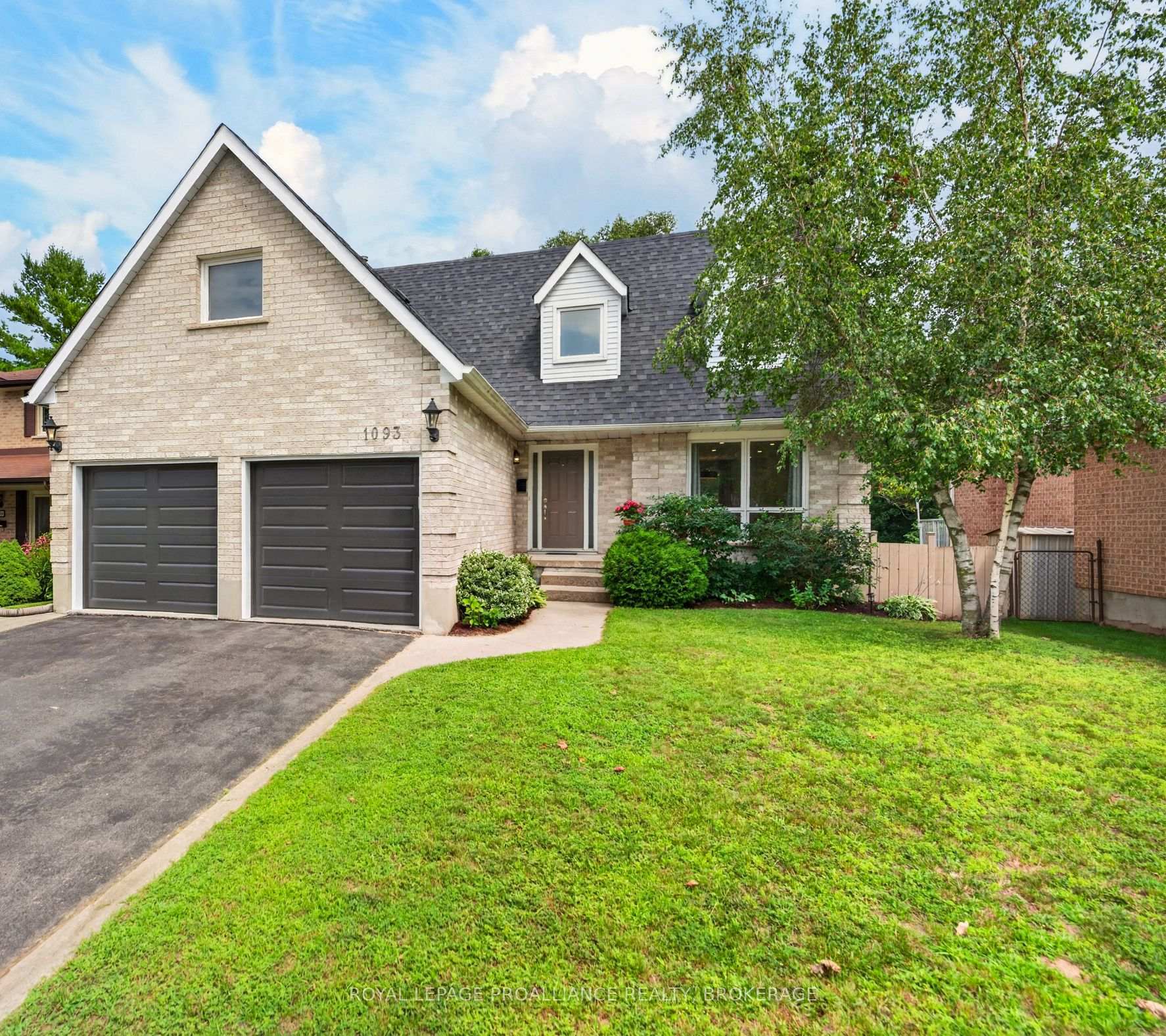 Photo 1 of 1093 Bauder Crescent, Kingston, North of Taylor-Kidd Blvd — HOMEH