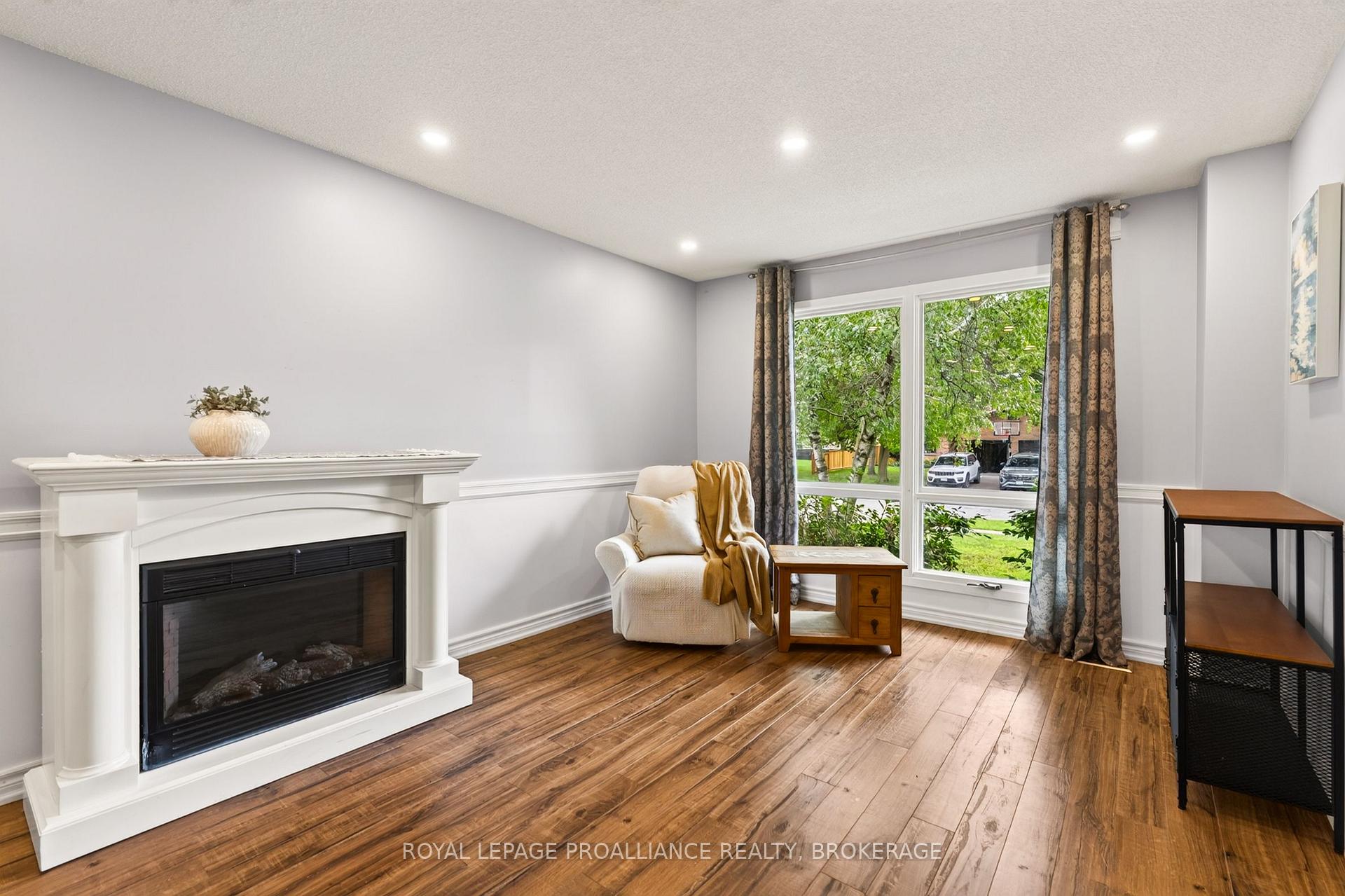 Photo 6 of 1093 Bauder Crescent, Kingston, North of Taylor-Kidd Blvd — HOMEH