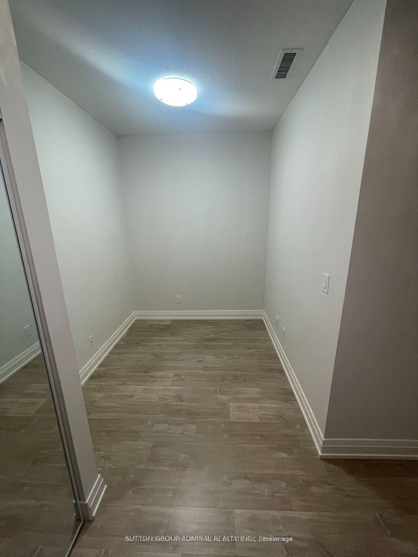 Photo 7 of Unit 2607, 3700 Highway 7 Road, Vaughan, Vaughan Corporate Centre — HOMEH