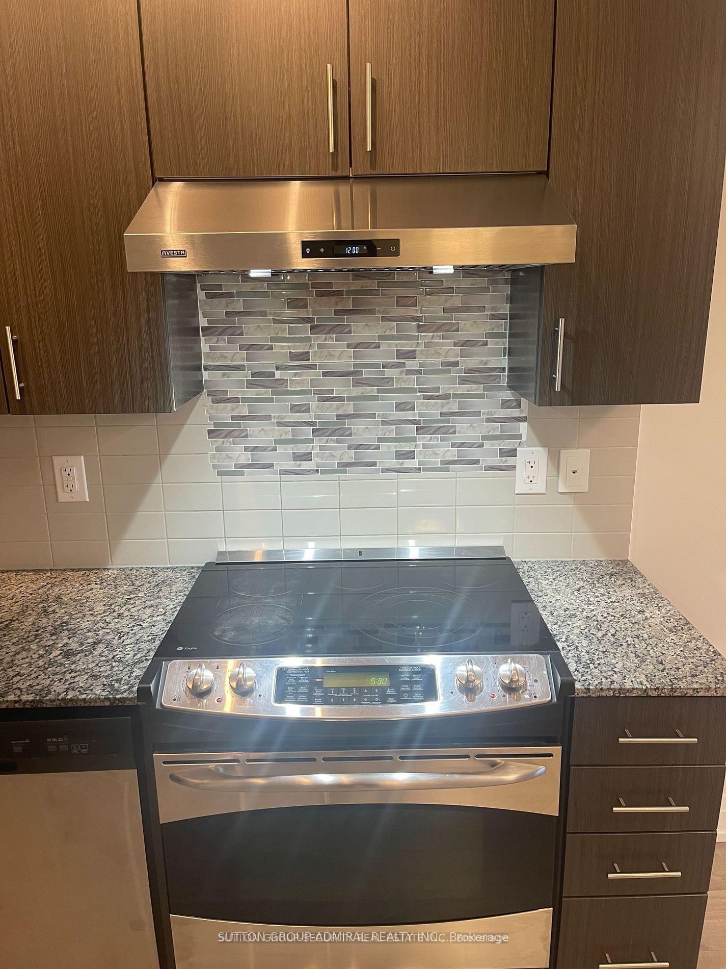 Photo 12 of Unit 2607, 3700 Highway 7 Road, Vaughan, Vaughan Corporate Centre — HOMEH