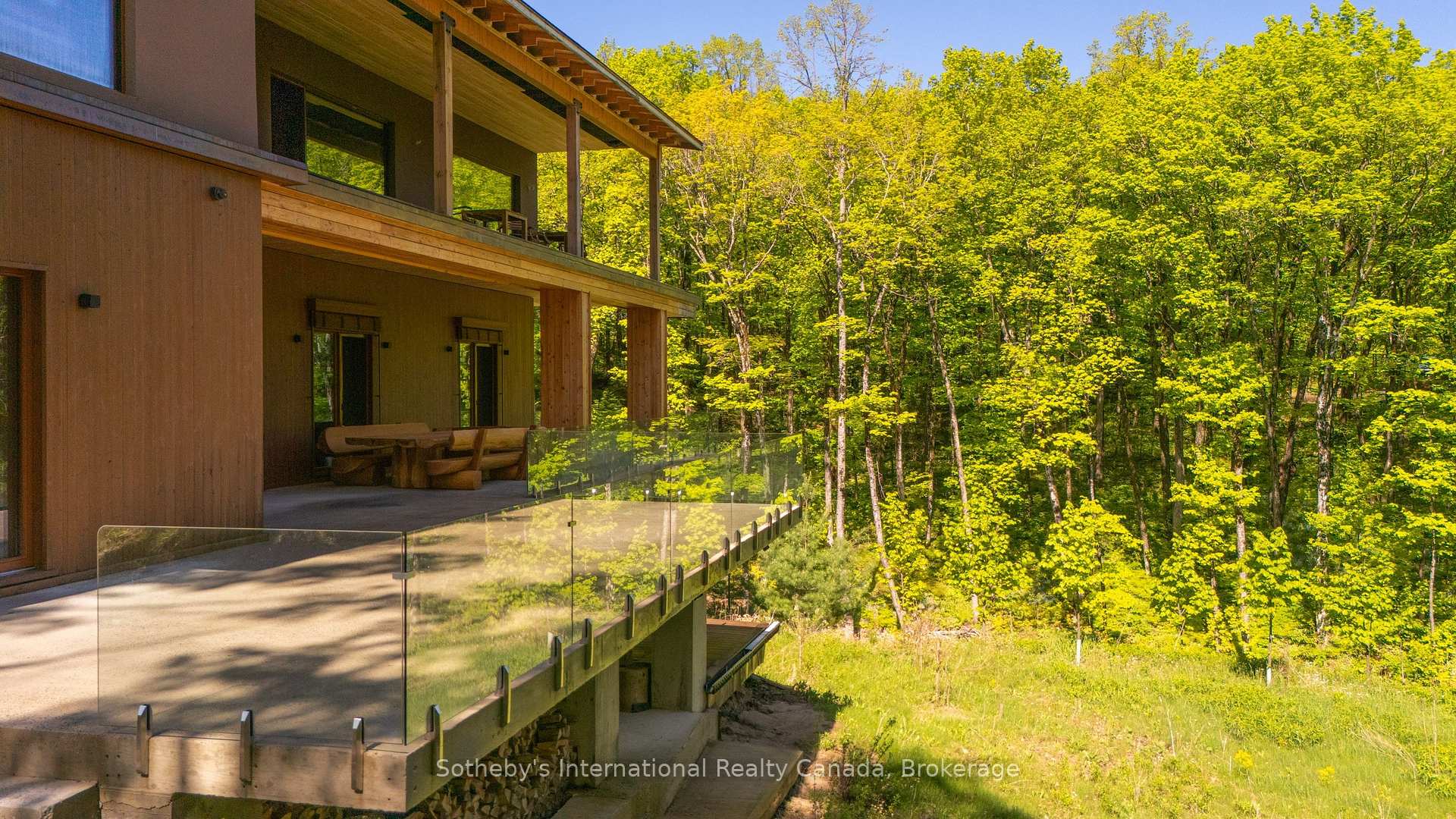 Photo 13 of 1739 Trapper's Trail Road, Dysart et al, Dudley — HOMEH