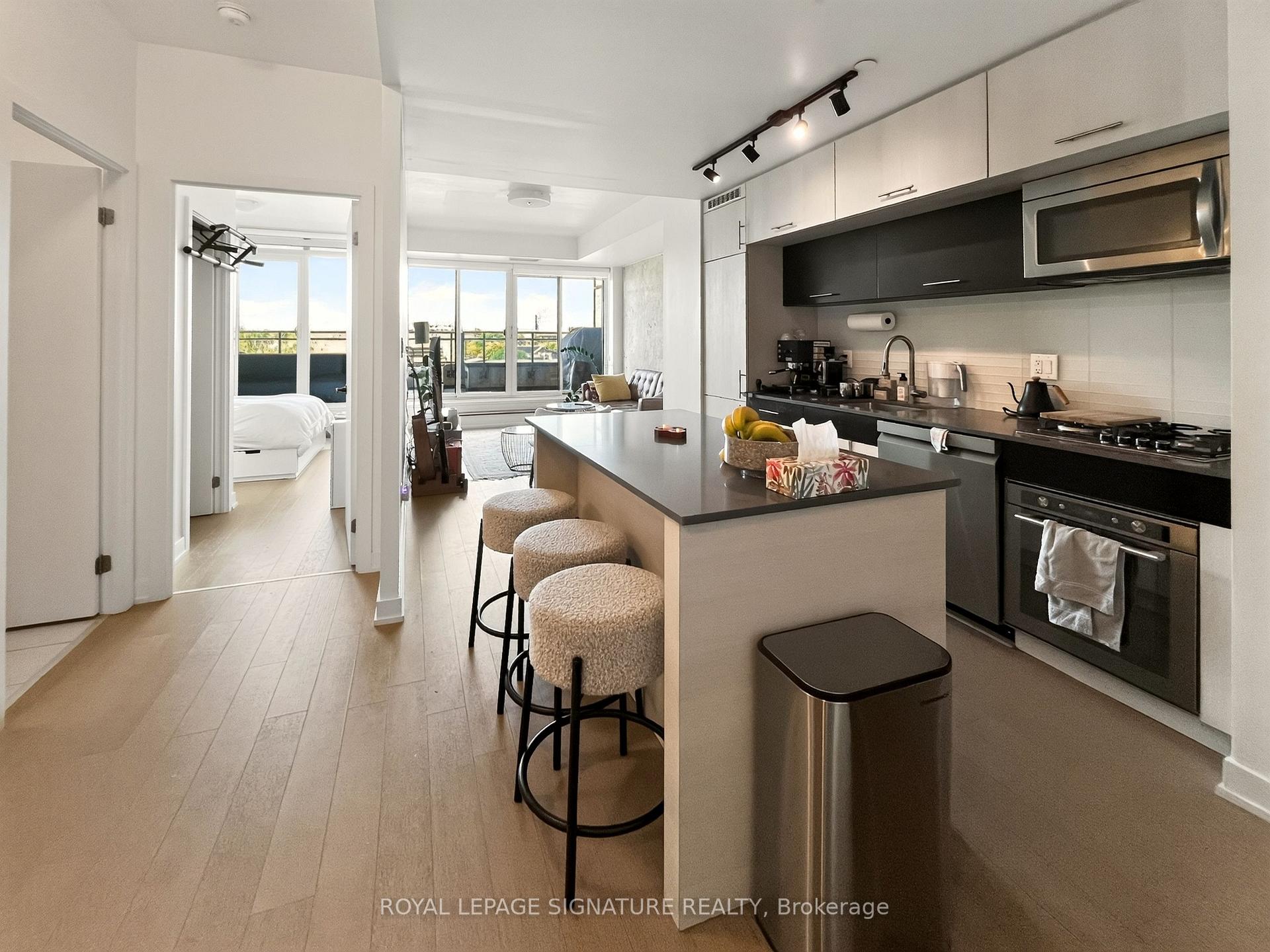 Photo 1 of Unit 501, 205 Manning Avenue, Toronto, Trinity-Bellwoods — HOMEH