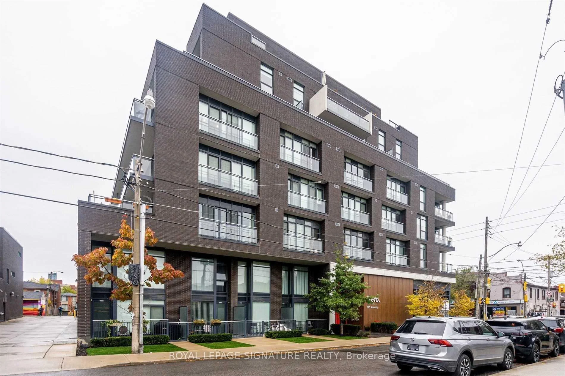 Photo 2 of Unit 501, 205 Manning Avenue, Toronto, Trinity-Bellwoods — HOMEH