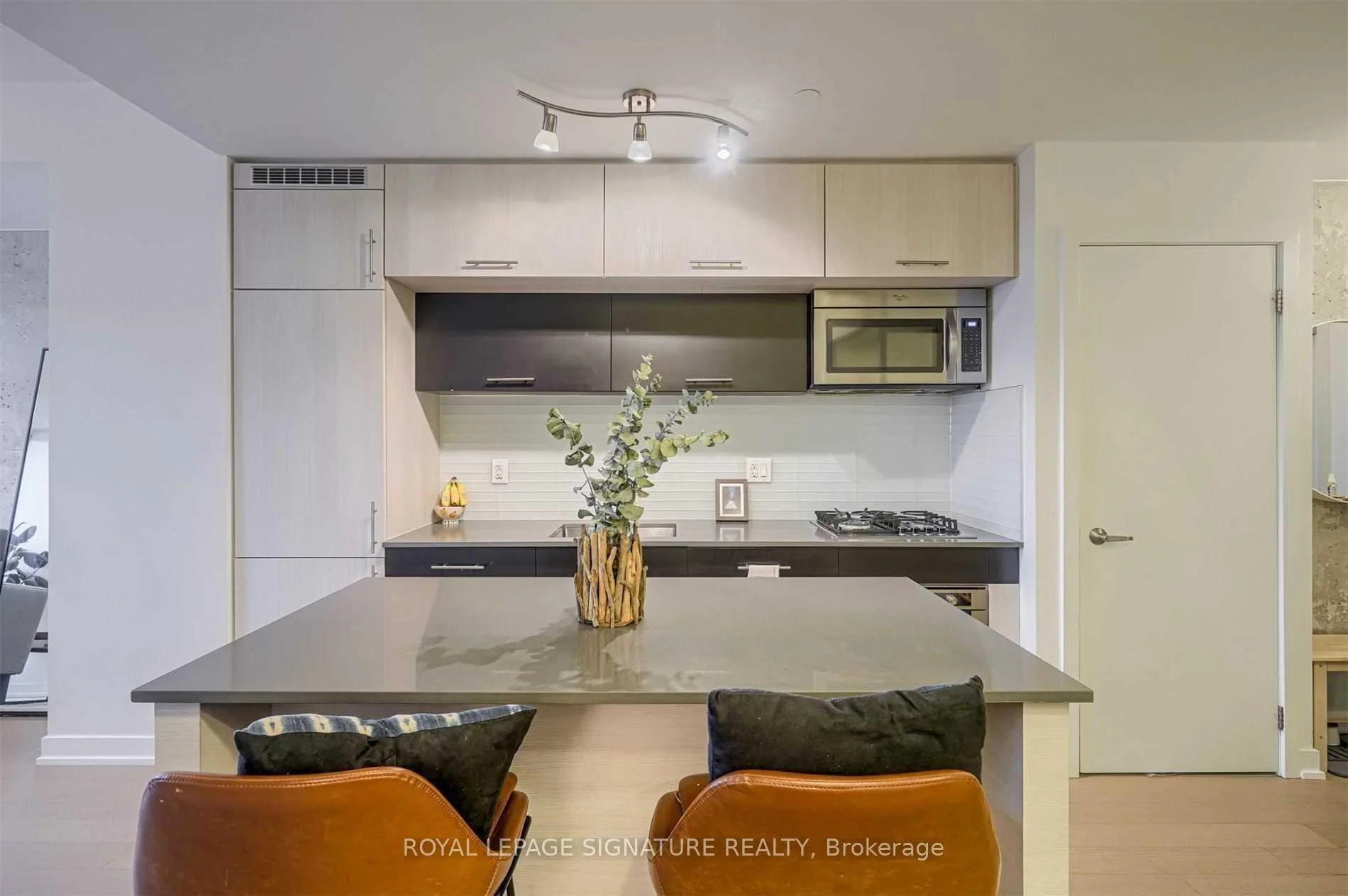 Photo 13 of Unit 501, 205 Manning Avenue, Toronto, Trinity-Bellwoods — HOMEH