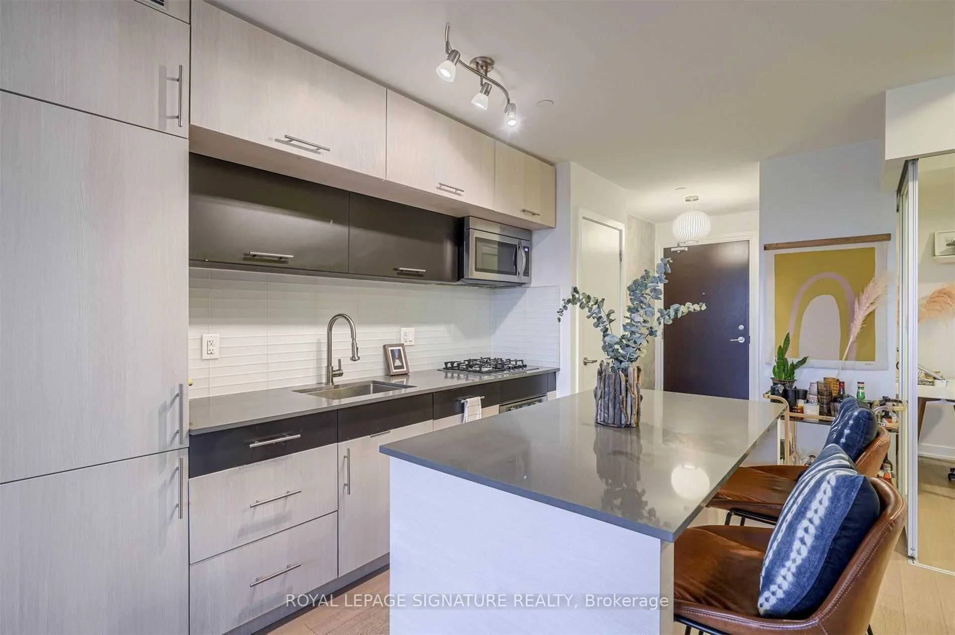 Photo 15 of Unit 501, 205 Manning Avenue, Toronto, Trinity-Bellwoods — HOMEH