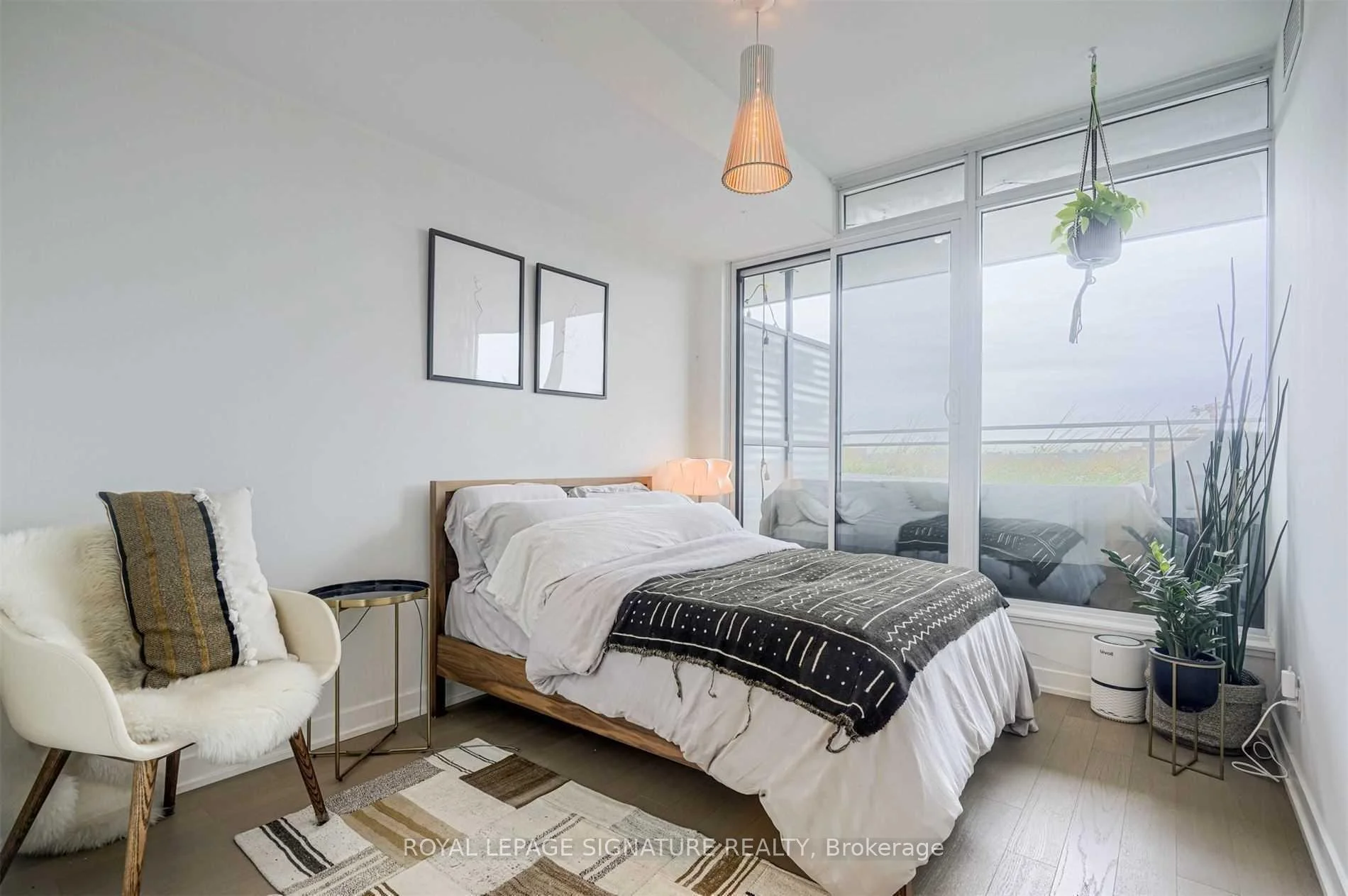 Photo 30 of Unit 501, 205 Manning Avenue, Toronto, Trinity-Bellwoods — HOMEH