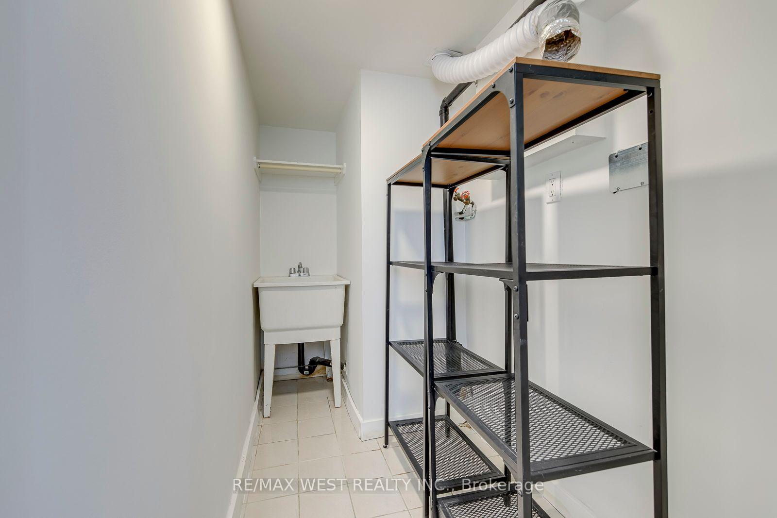 Photo 37 of 286 Gilbert Avenue, Toronto, Caledonia-Fairbank — HOMEH