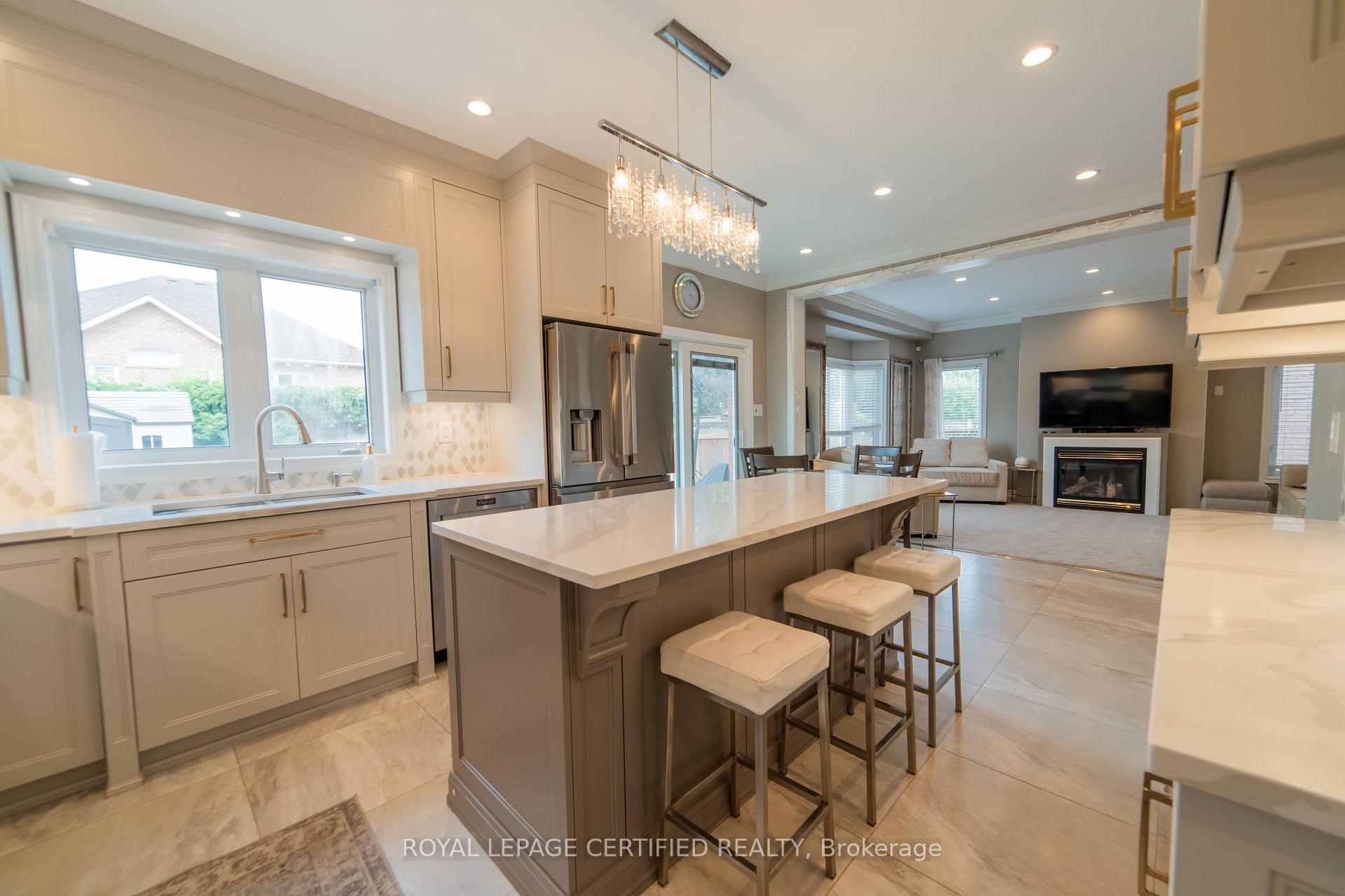 Photo 12 of 2367 Eighth Line, Oakville, Joshua Creek — HOMEH