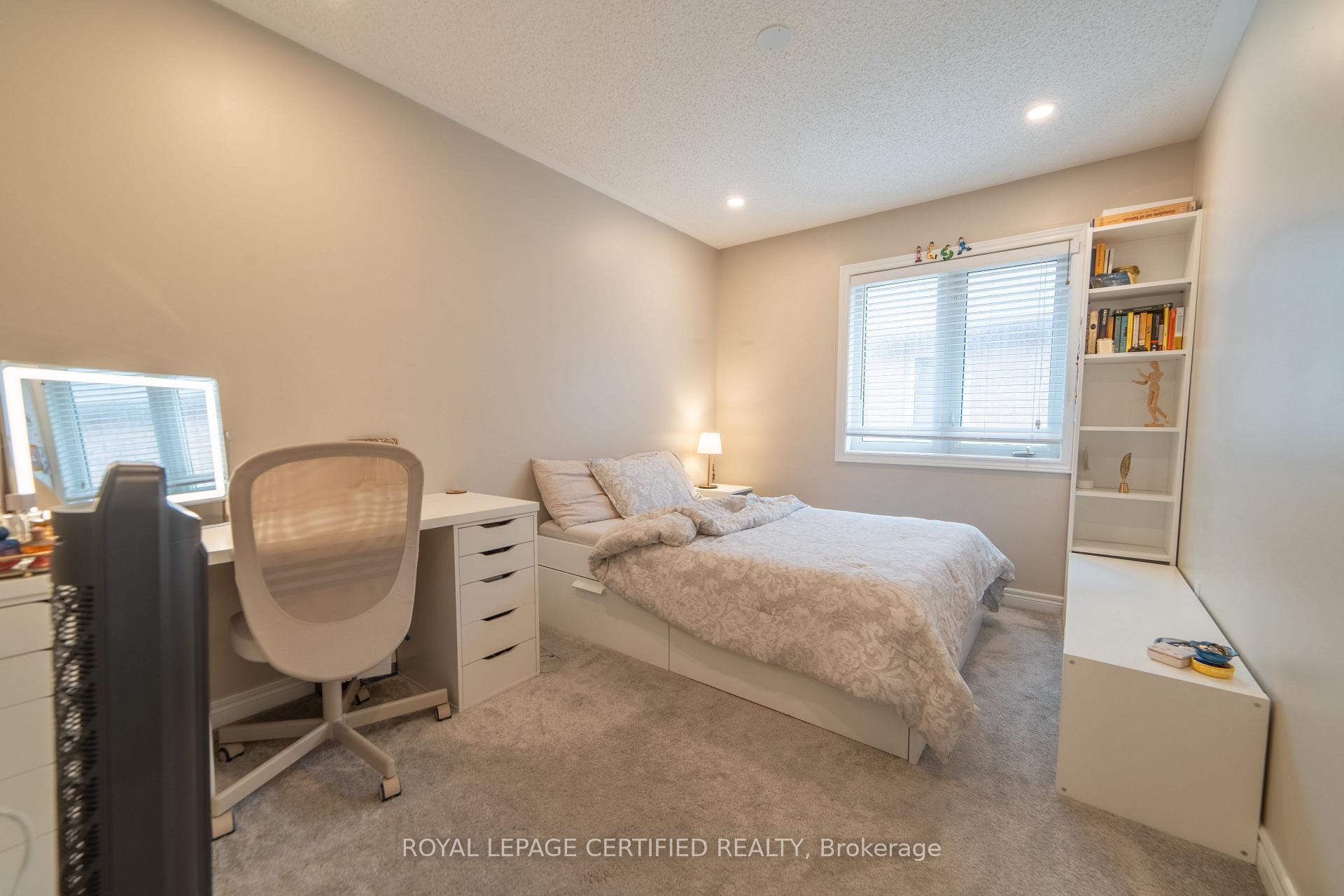 Photo 29 of 2367 Eighth Line, Oakville, Joshua Creek — HOMEH
