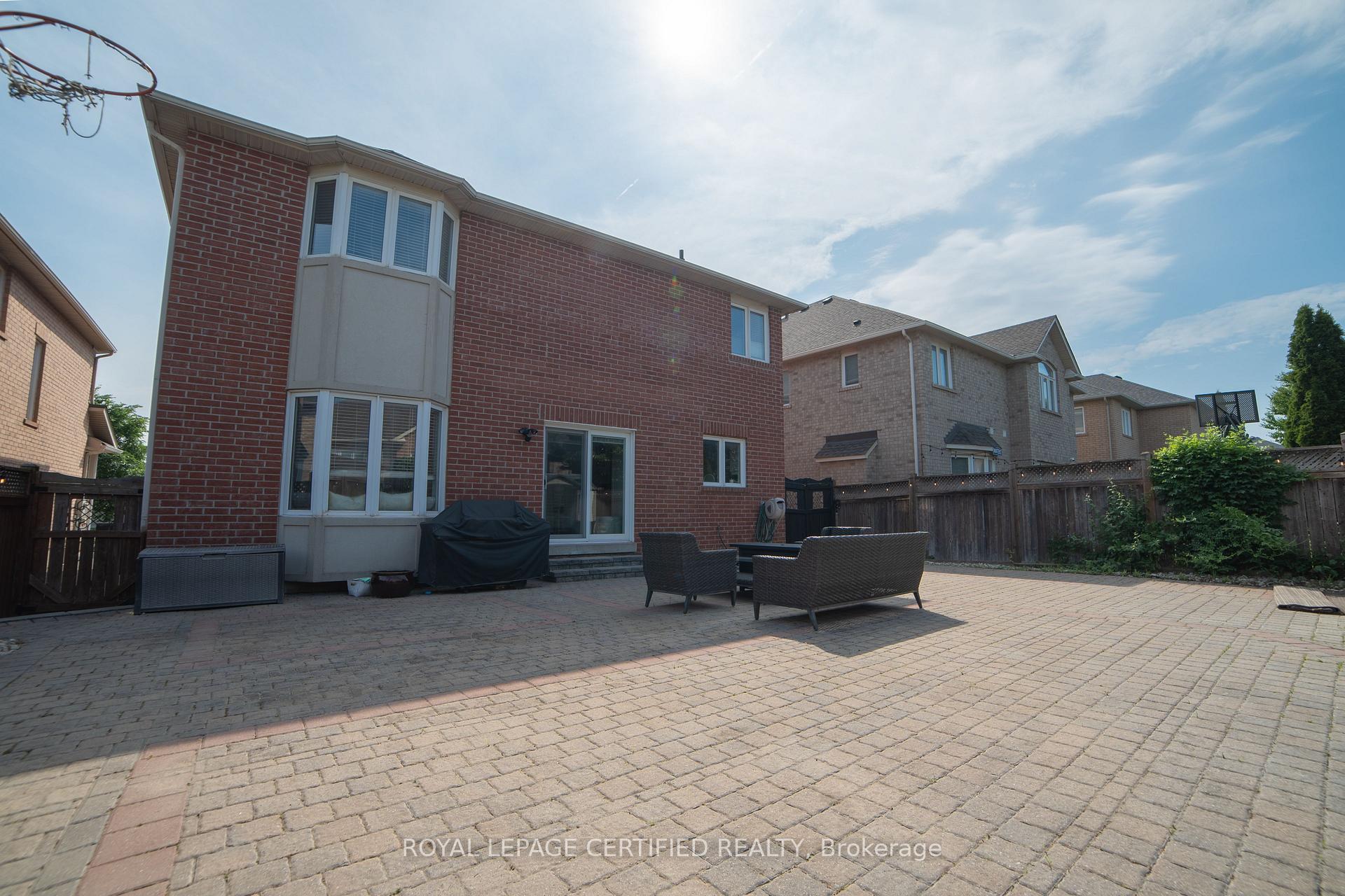 Photo 43 of 2367 Eighth Line, Oakville, Joshua Creek — HOMEH