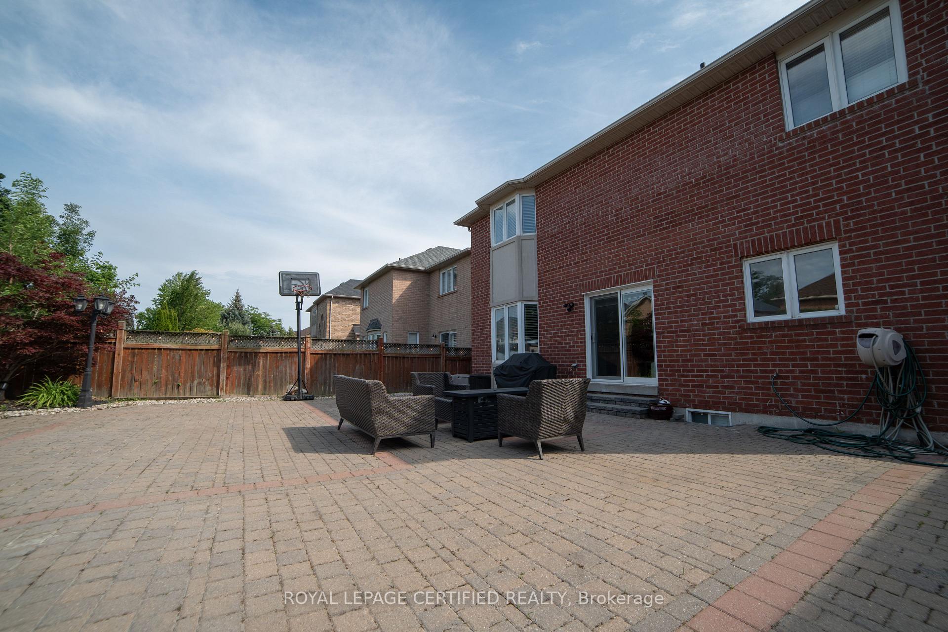 Photo 44 of 2367 Eighth Line, Oakville, Joshua Creek — HOMEH