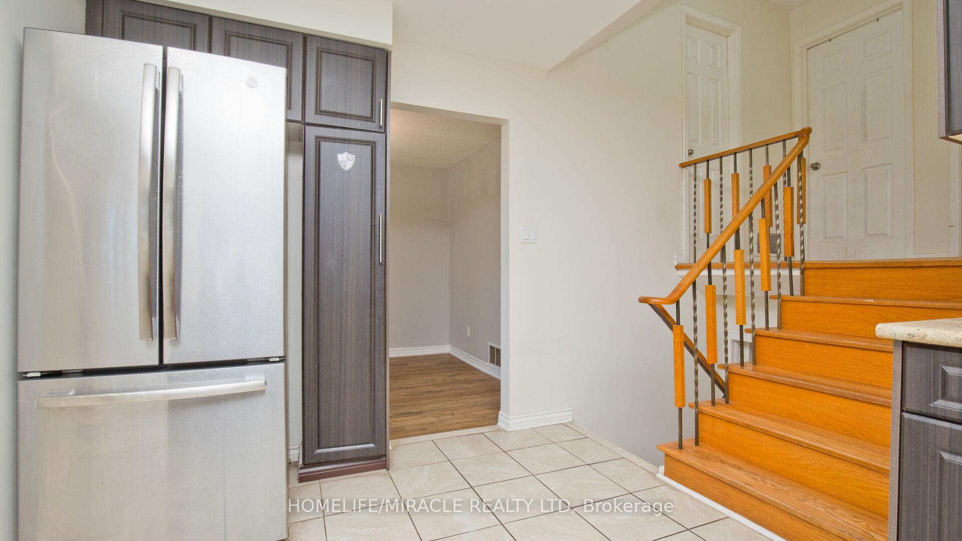 Photo 15 of 38 Medici Place, Brampton, Central Park — HOMEH