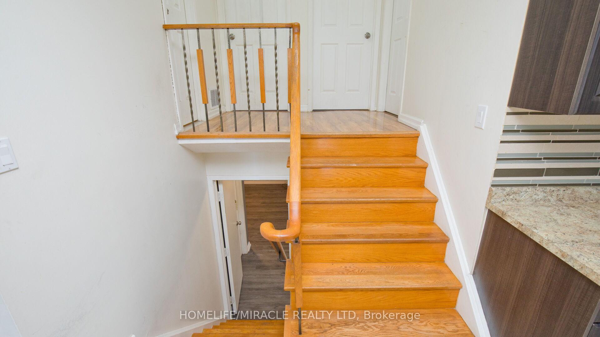 Photo 16 of 38 Medici Place, Brampton, Central Park — HOMEH