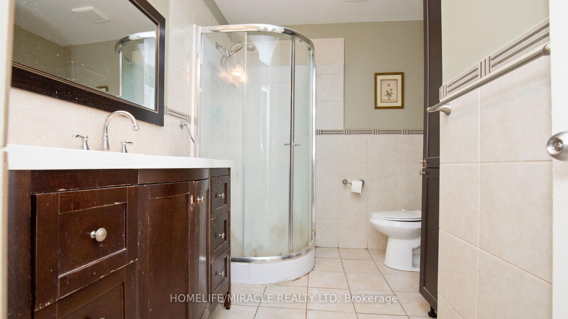 Photo 22 of 38 Medici Place, Brampton, Central Park — HOMEH