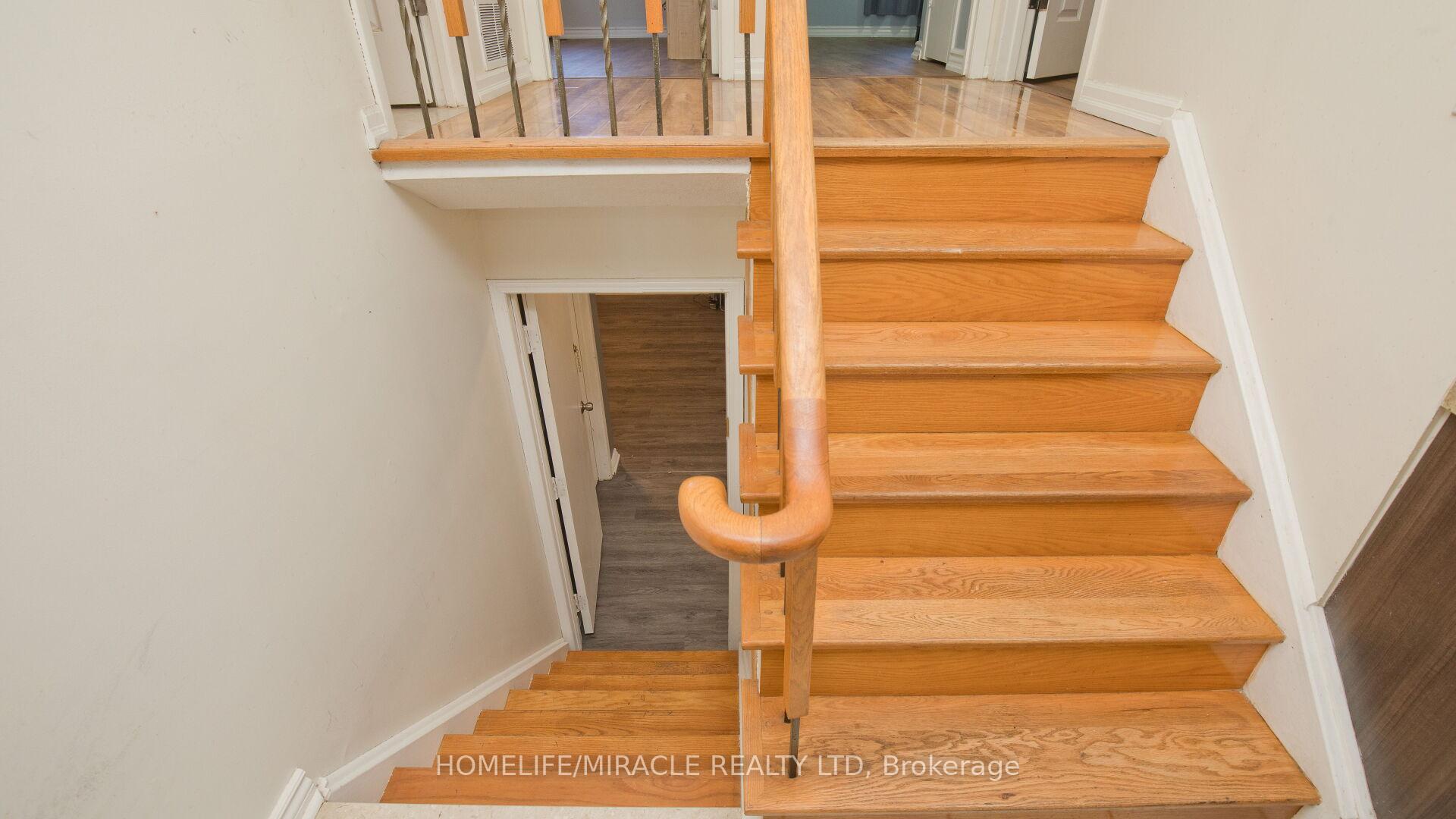 Photo 24 of 38 Medici Place, Brampton, Central Park — HOMEH