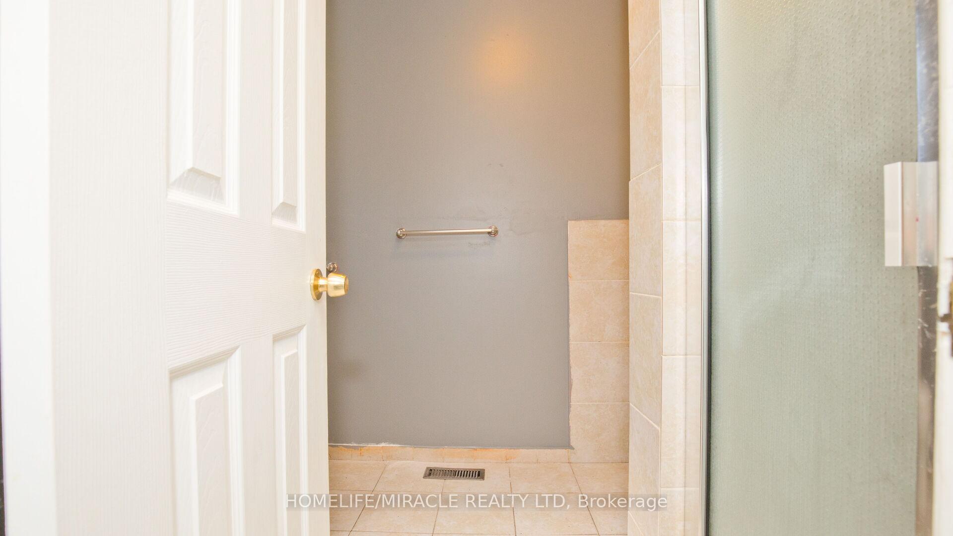 Photo 29 of 38 Medici Place, Brampton, Central Park — HOMEH
