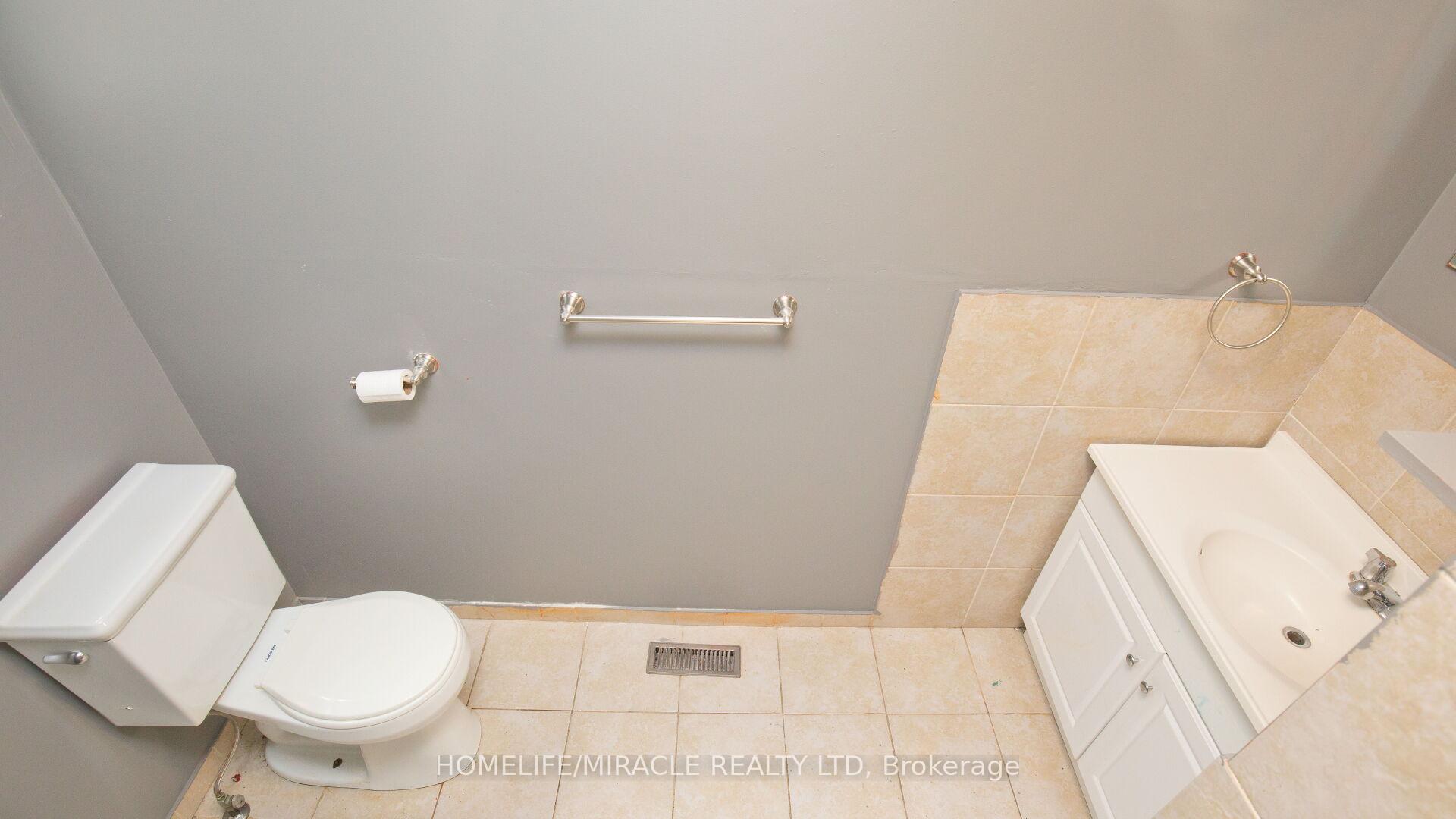 Photo 31 of 38 Medici Place, Brampton, Central Park — HOMEH