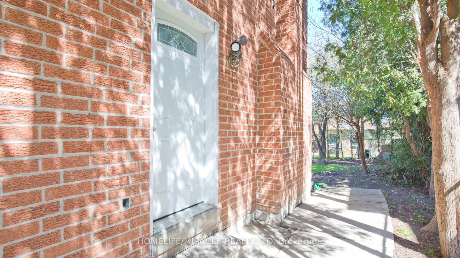 Photo 46 of 38 Medici Place, Brampton, Central Park — HOMEH