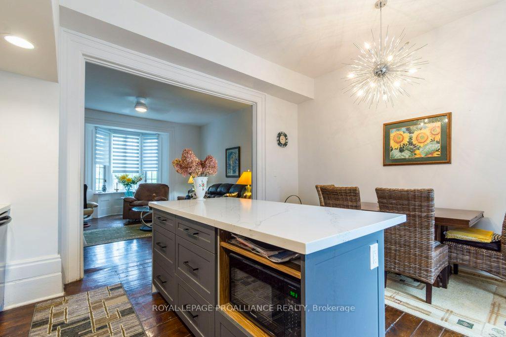 Photo 13 of Unit 5, 233 John Street, Belleville, Belleville Ward — HOMEH