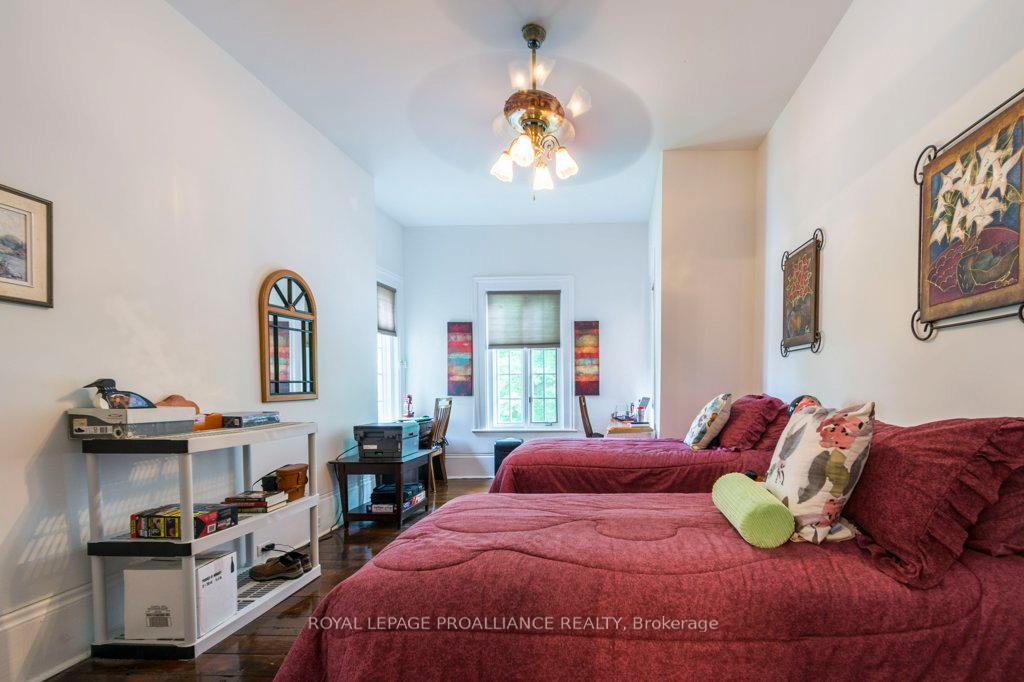 Photo 19 of Unit 5, 233 John Street, Belleville, Belleville Ward — HOMEH