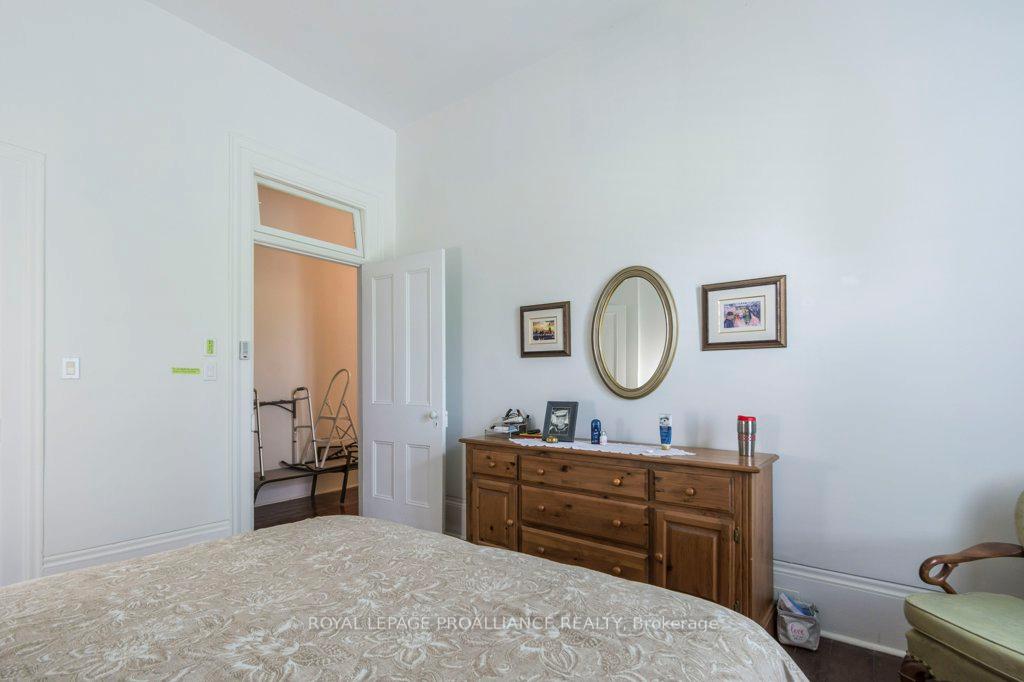 Photo 23 of Unit 5, 233 John Street, Belleville, Belleville Ward — HOMEH