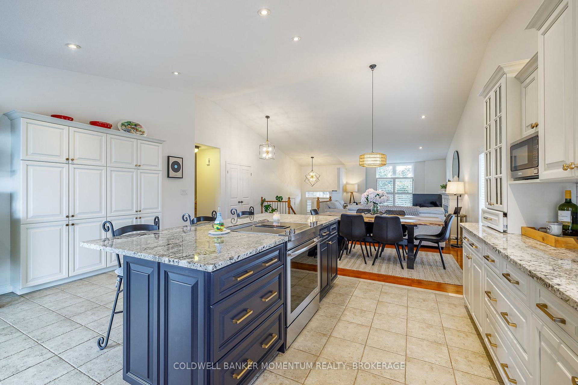 Photo 8 of 19 Damson Street, St. Catharines, Rykert/Vansickle — HOMEH