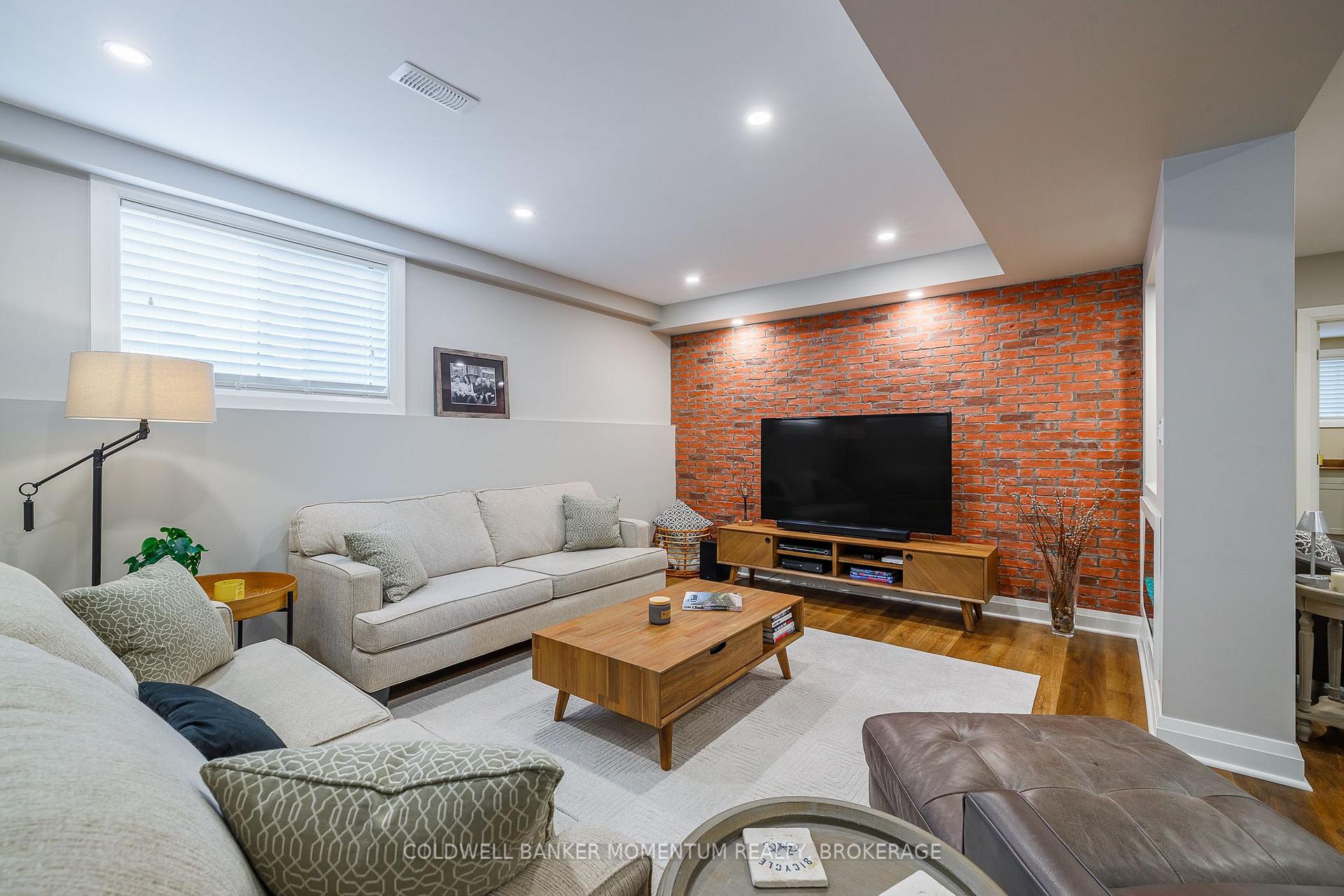 Photo 27 of 19 Damson Street, St. Catharines, Rykert/Vansickle — HOMEH