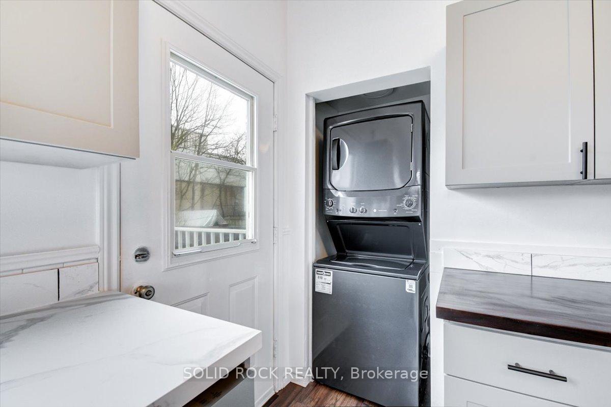 Photo 10 of 513 Romaine Street, Peterborough, Town Ward 3 — HOMEH