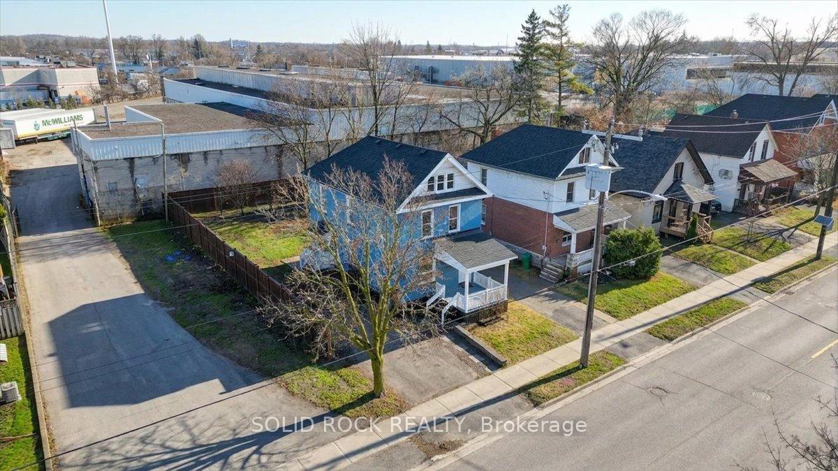 Photo 36 of 513 Romaine Street, Peterborough, Town Ward 3 — HOMEH