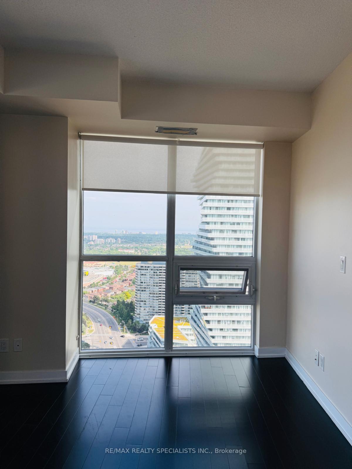 Photo 11 of Unit 3209, 510 Curran Place, Mississauga, City Centre — HOMEH