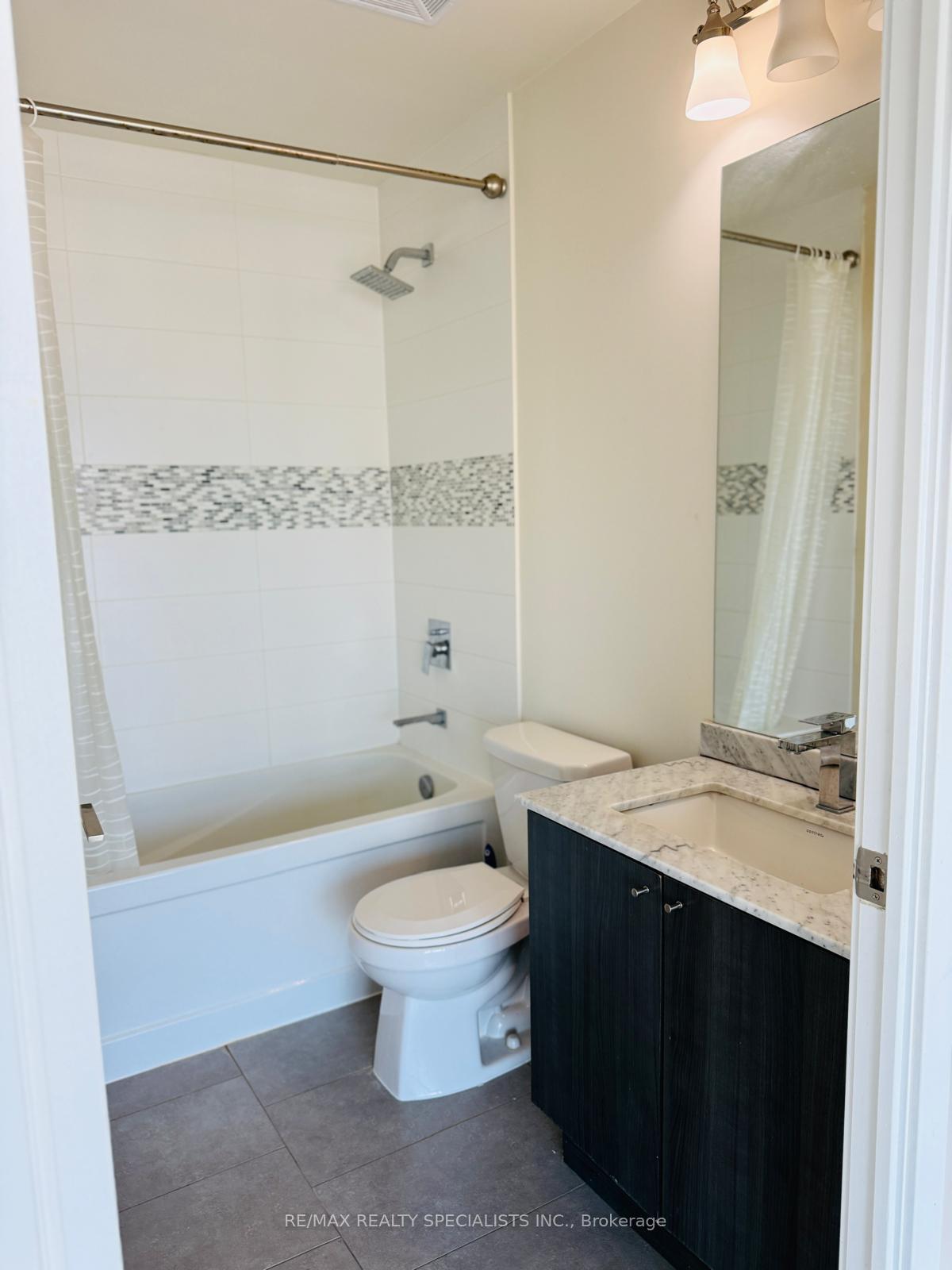 Photo 14 of Unit 3209, 510 Curran Place, Mississauga, City Centre — HOMEH
