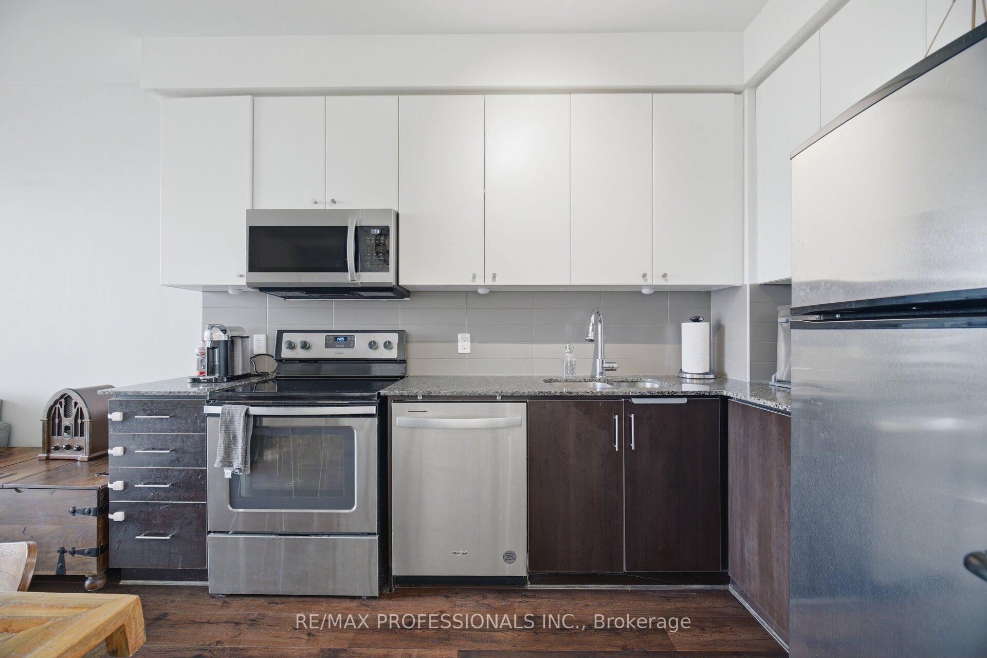 Photo 8 of Unit 616, 8 Fieldway Road, Etobicoke, Islington-City Centre West — HOMEH