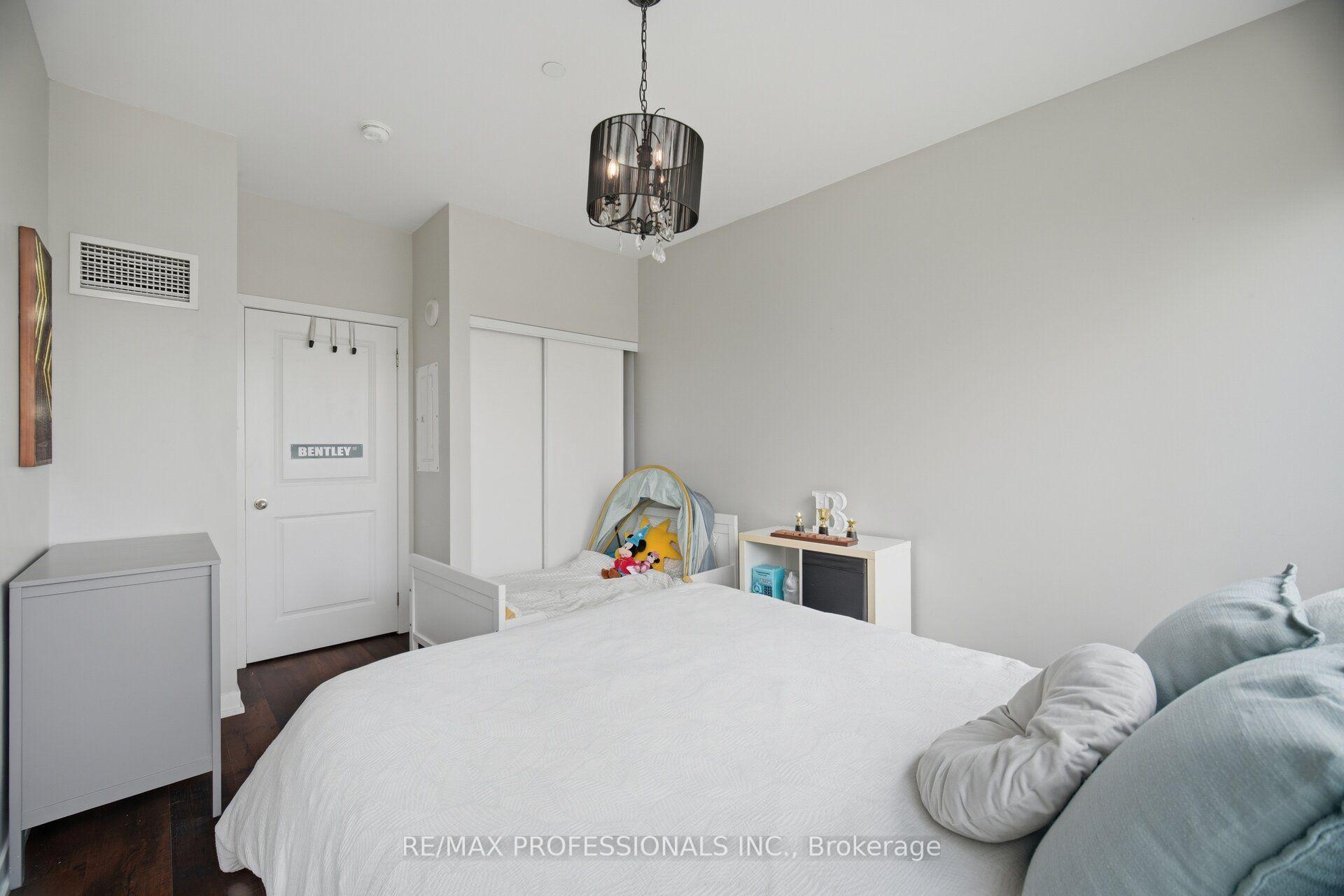 Photo 18 of Unit 616, 8 Fieldway Road, Etobicoke, Islington-City Centre West — HOMEH