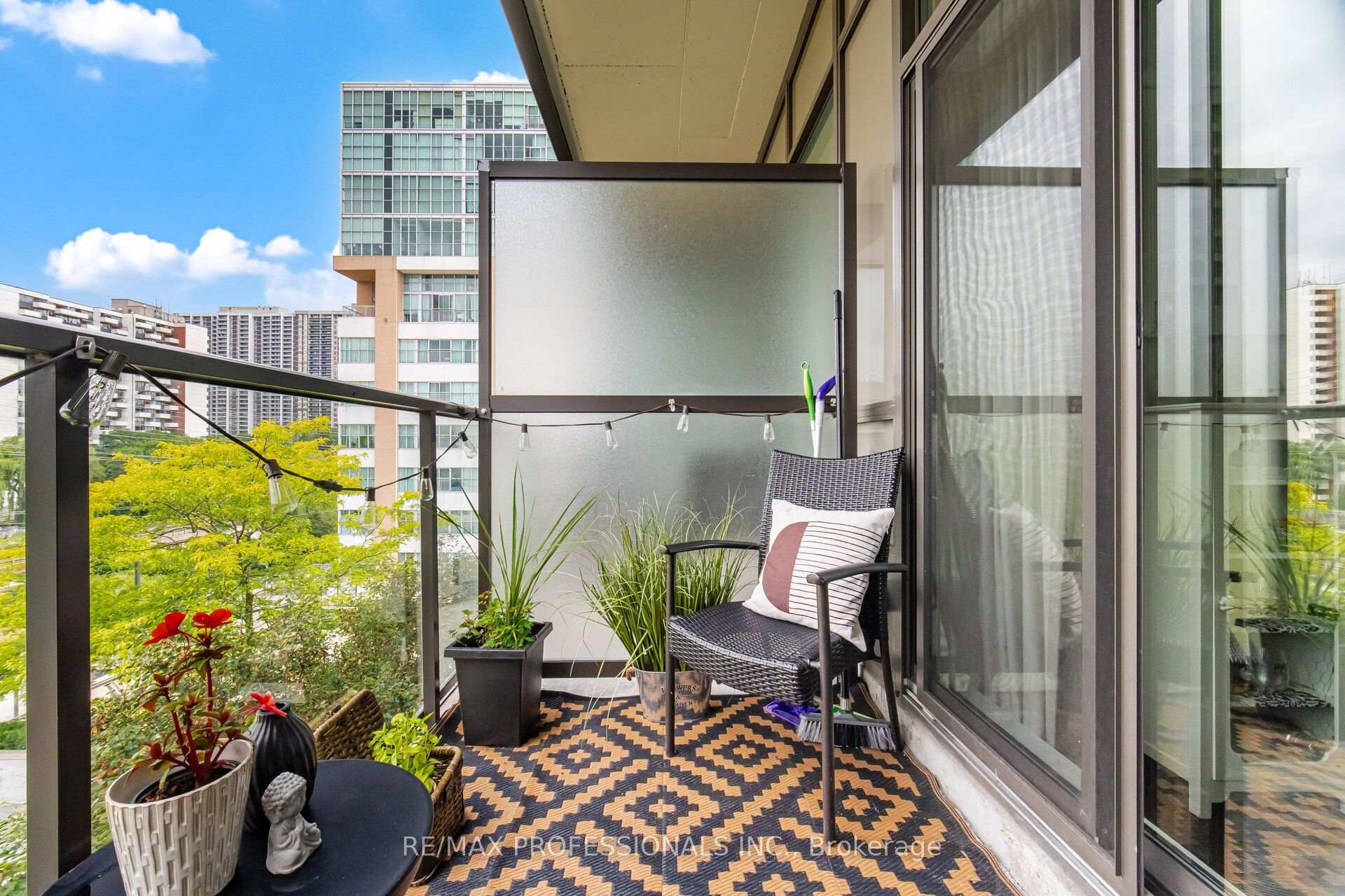 Photo 20 of Unit 616, 8 Fieldway Road, Etobicoke, Islington-City Centre West — HOMEH